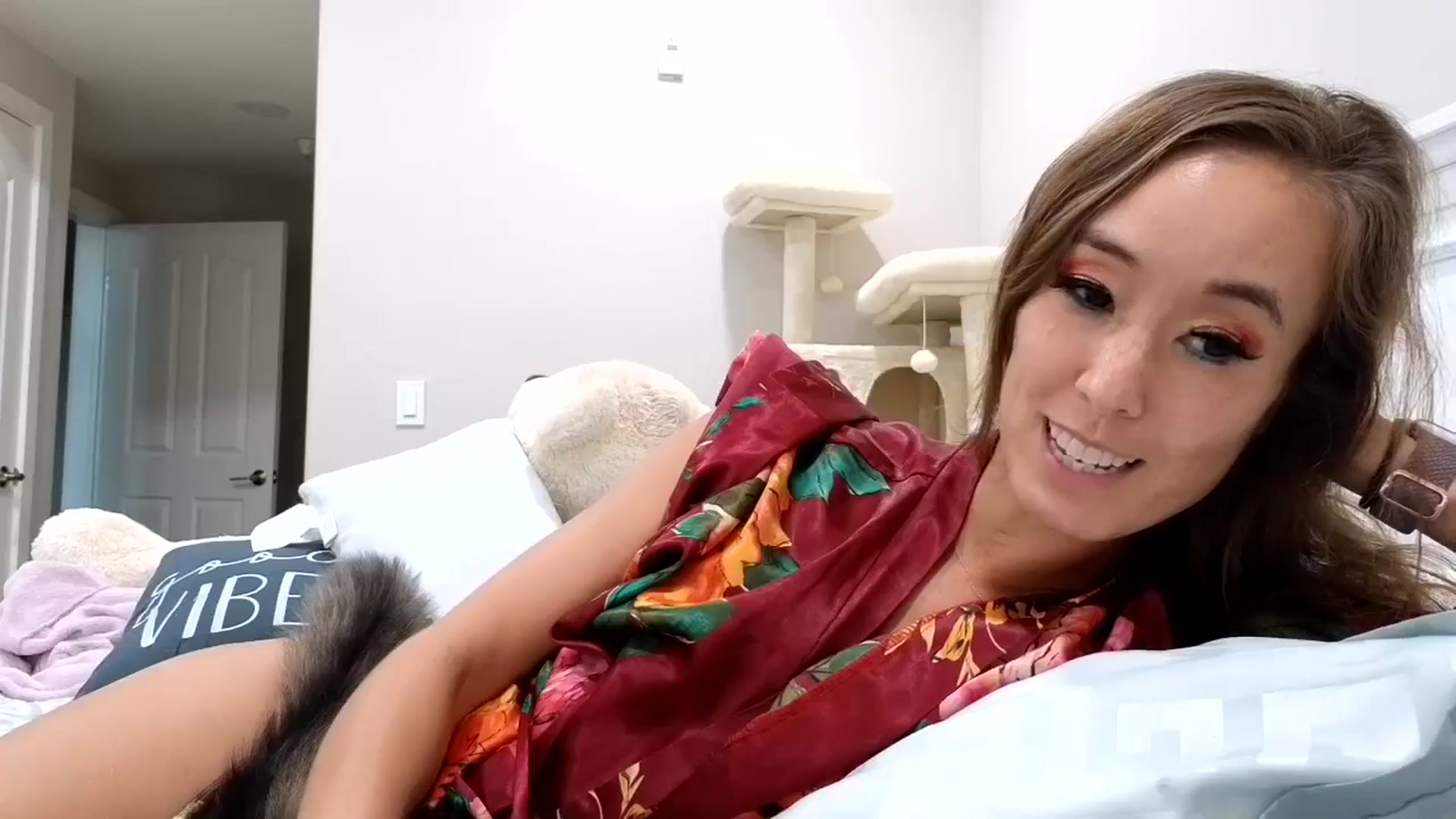 Gallery image thumbnail from Christy_Love's myfreecams stream on, 08/12/2024, 02:42 image 14 of 20