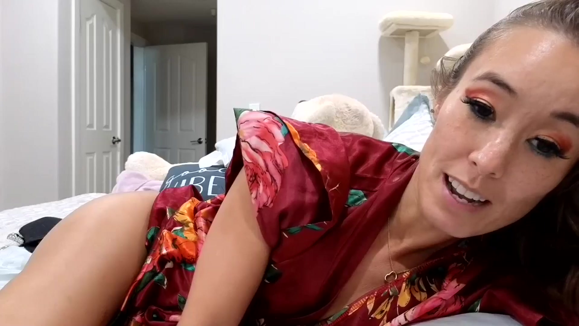 Gallery image thumbnail from Christy_Love's myfreecams stream on, 08/12/2024, 02:42 image 15 of 20