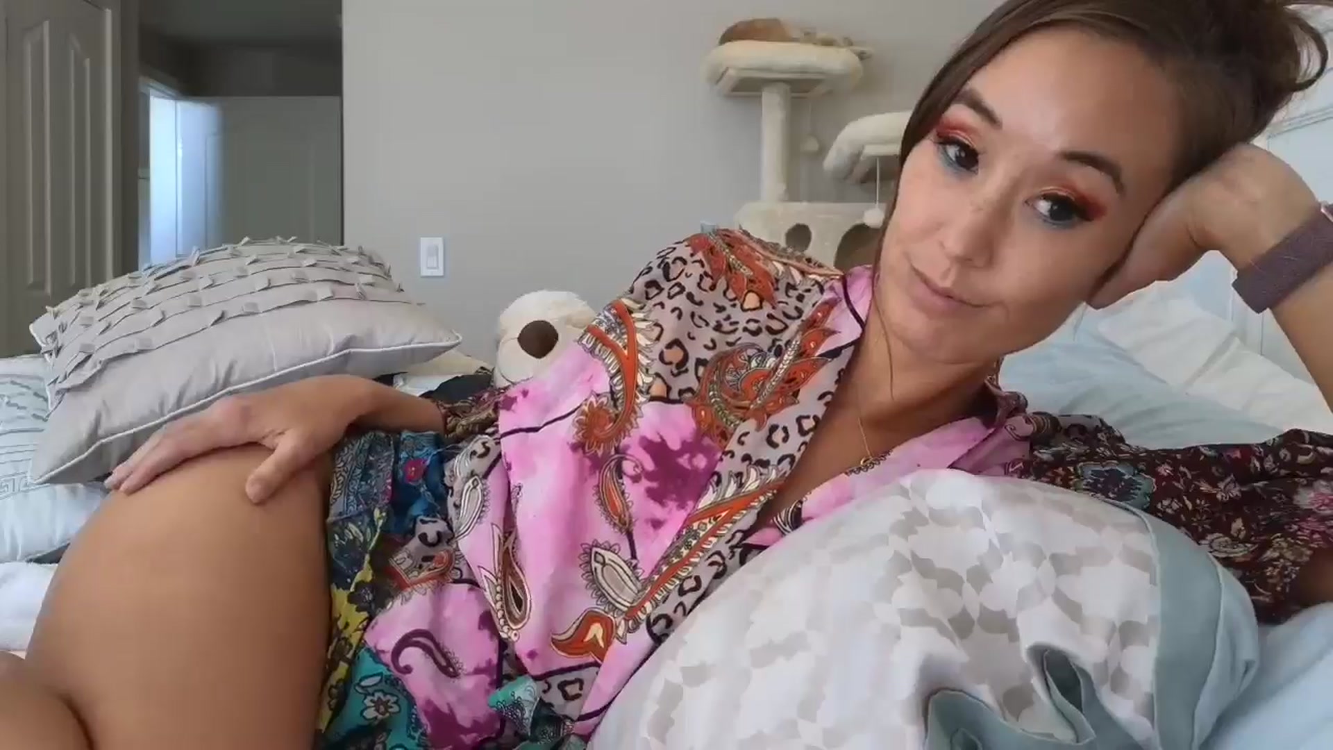 Gallery image thumbnail from Christy_Love's myfreecams stream on, 08/17/2024, 24:09 image 3 of 20
