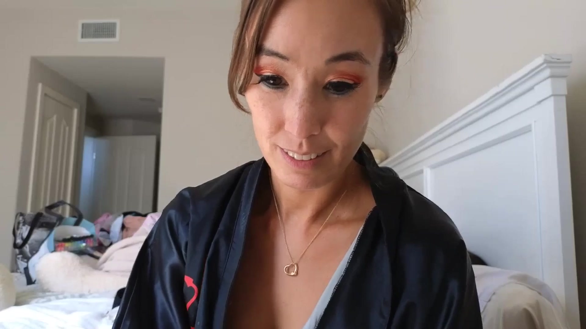 Gallery image thumbnail from Christy_Love's myfreecams stream on, 08/18/2024, 21:23 image 11 of 20