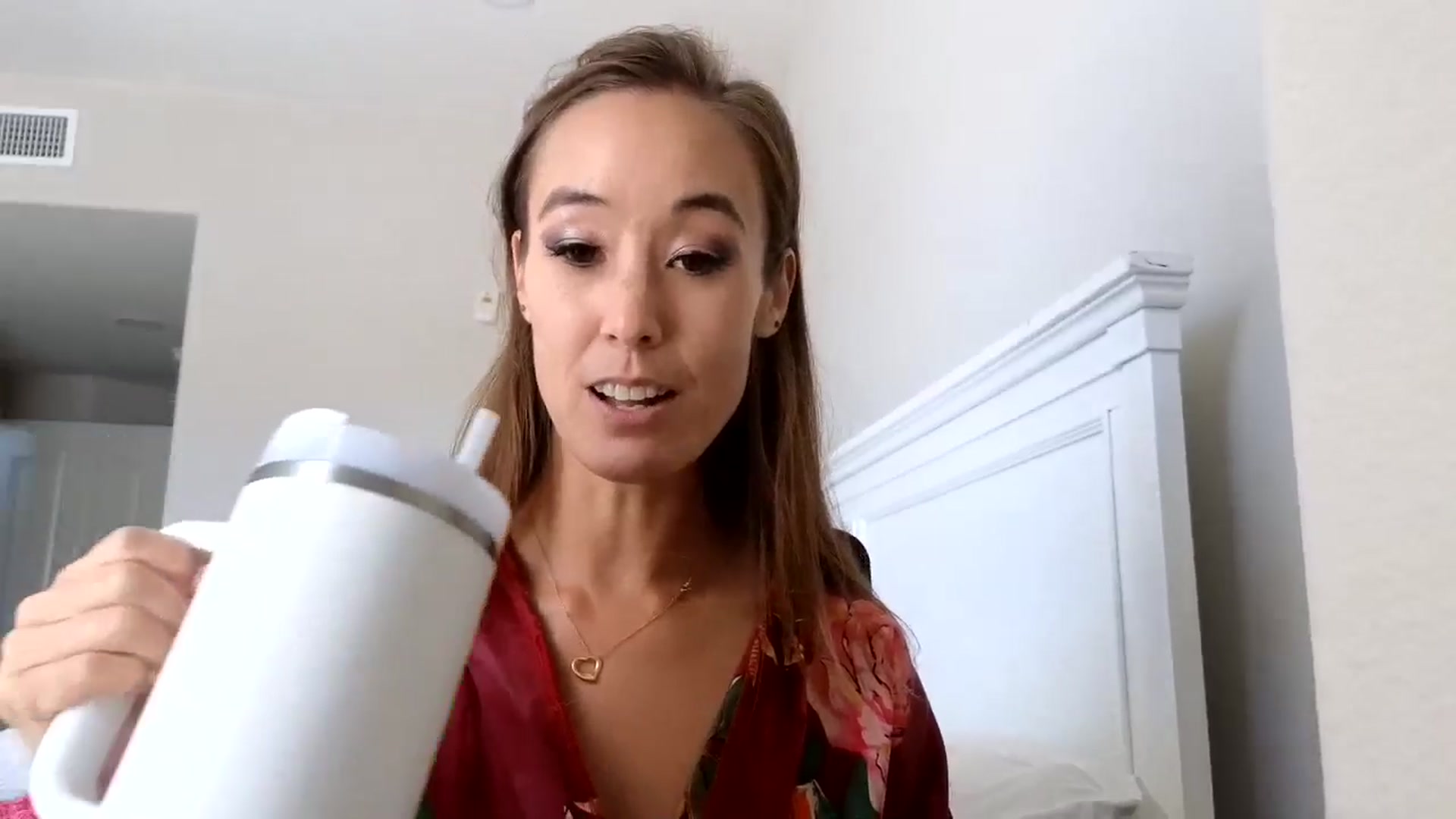 Gallery image thumbnail from Christy_Love's myfreecams stream on, 08/27/2024, 19:49 image 20 of 20