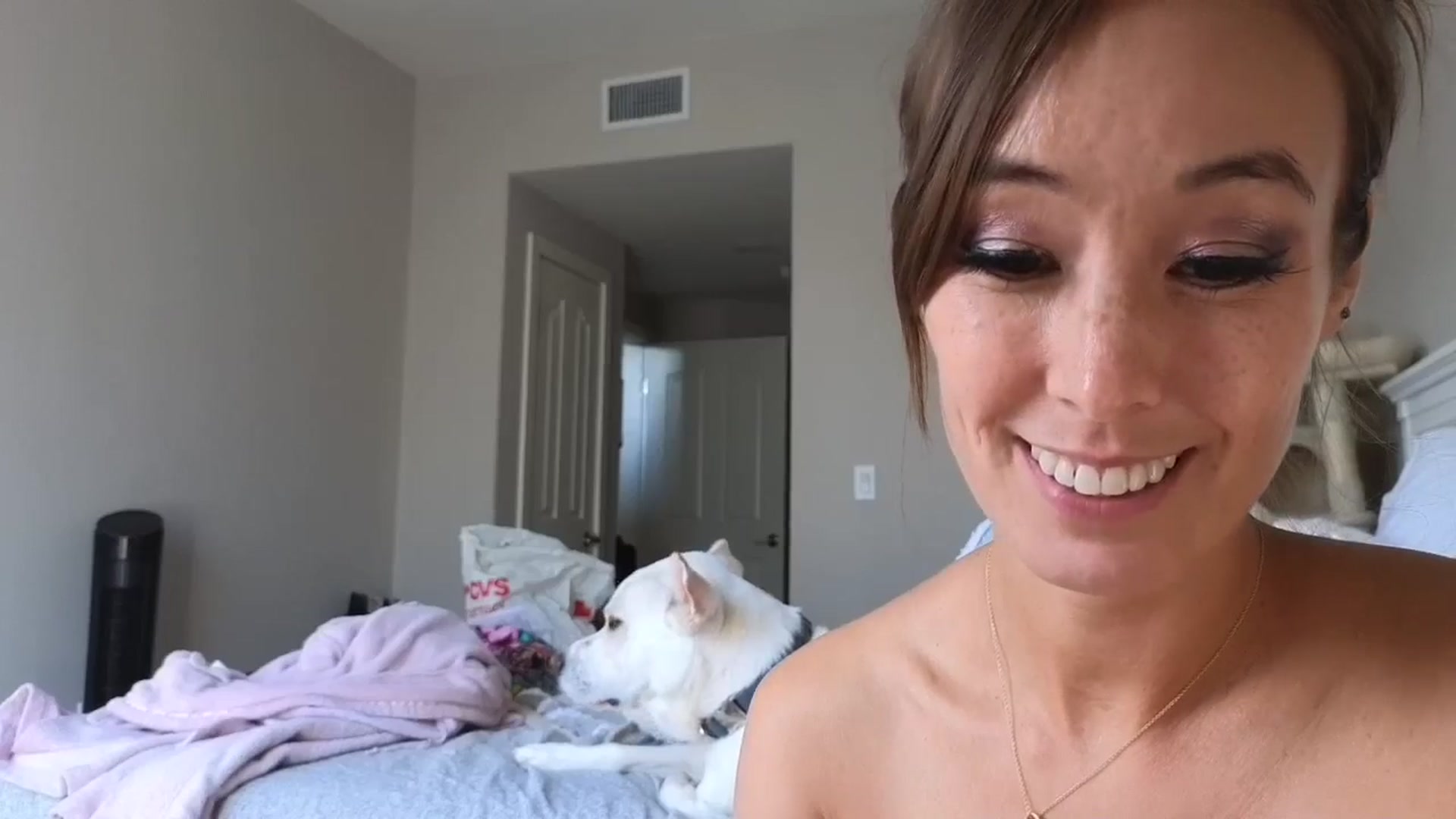 Gallery image thumbnail from Christy_Love's myfreecams stream on, 09/08/2024, 01:10 image 4 of 20
