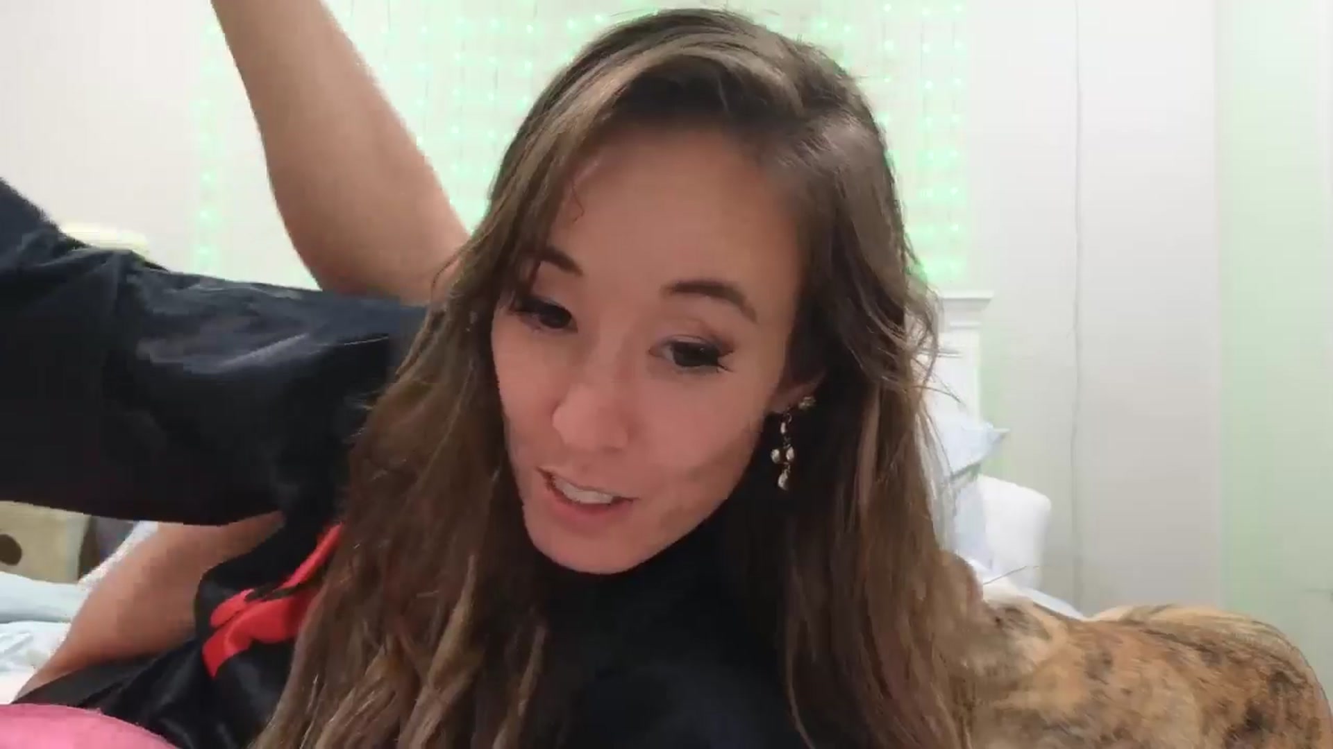 Gallery image thumbnail from Christy_Love's myfreecams stream on, 09/23/2025, 02:38 image 18 of 20