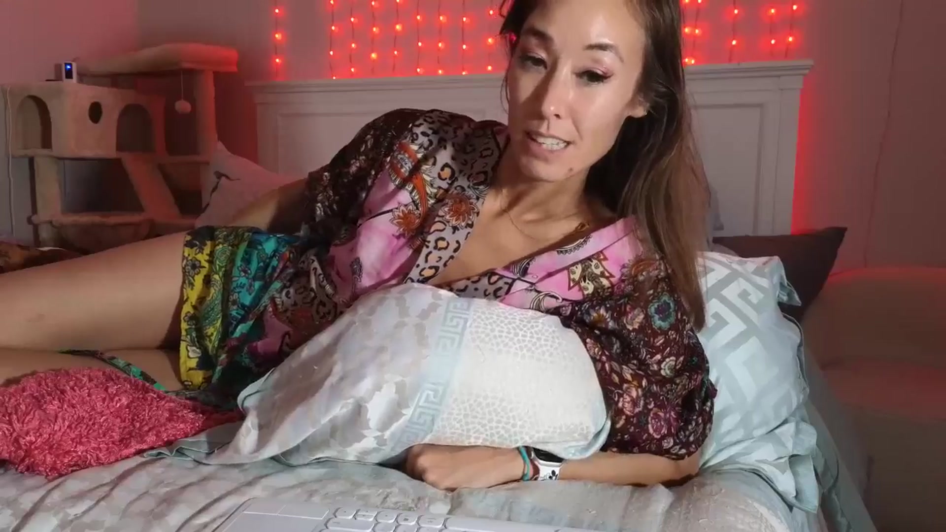 Gallery image thumbnail from Christy_Love's myfreecams stream on, 12/01/2025, 04:10 image 15 of 20
