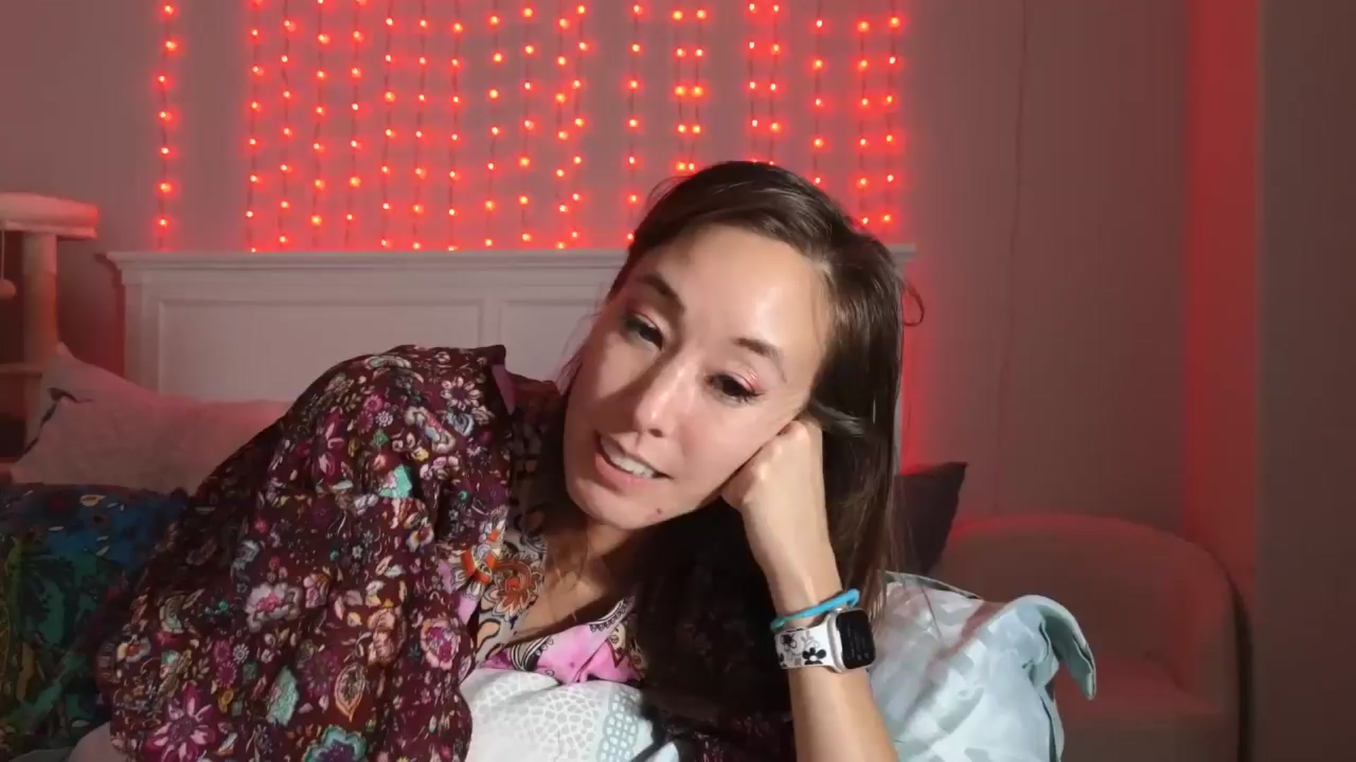 Gallery image thumbnail from Christy_Love's myfreecams stream on, 12/01/2025, 04:10 image 1 of 20