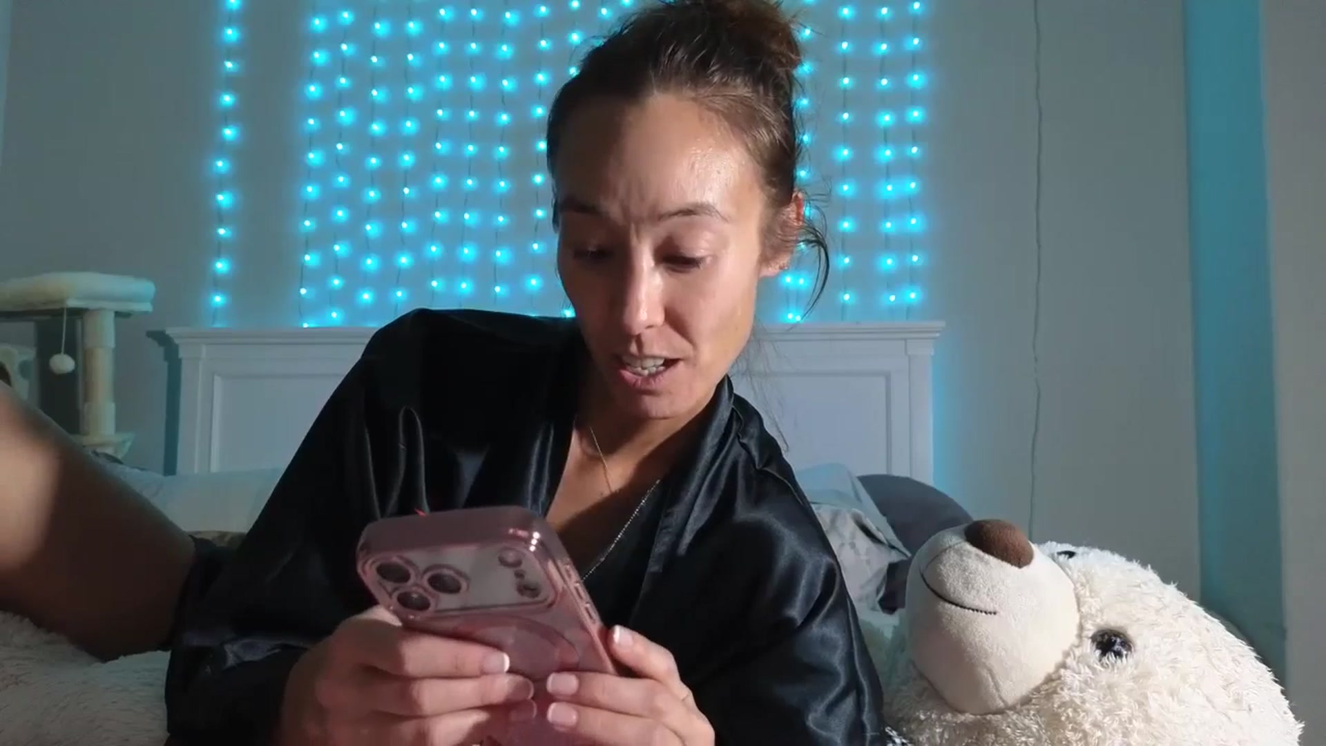 Gallery image thumbnail from Christy_Love's myfreecams stream on, 12/09/2025, 05:03 image 15 of 20
