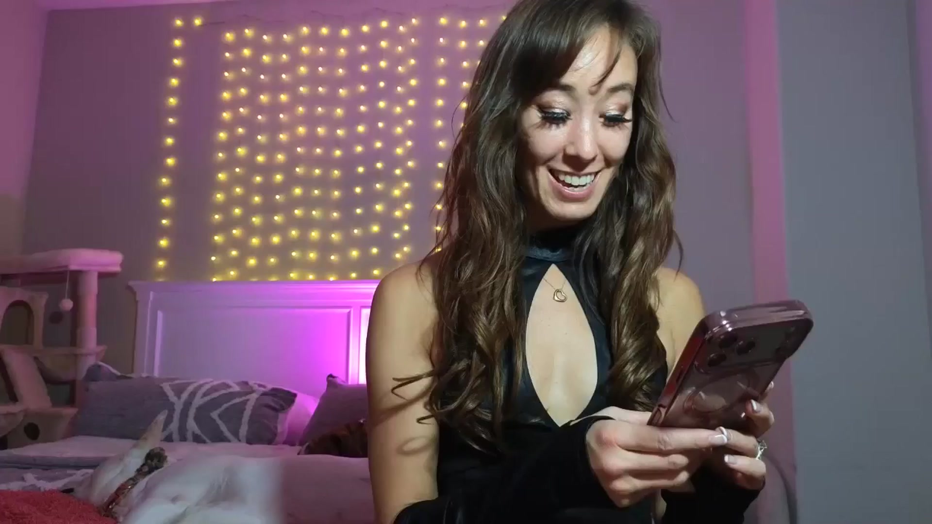 Gallery image thumbnail from Christy_Love's myfreecams stream on, 01/08/2026, 05:03 image 10 of 20