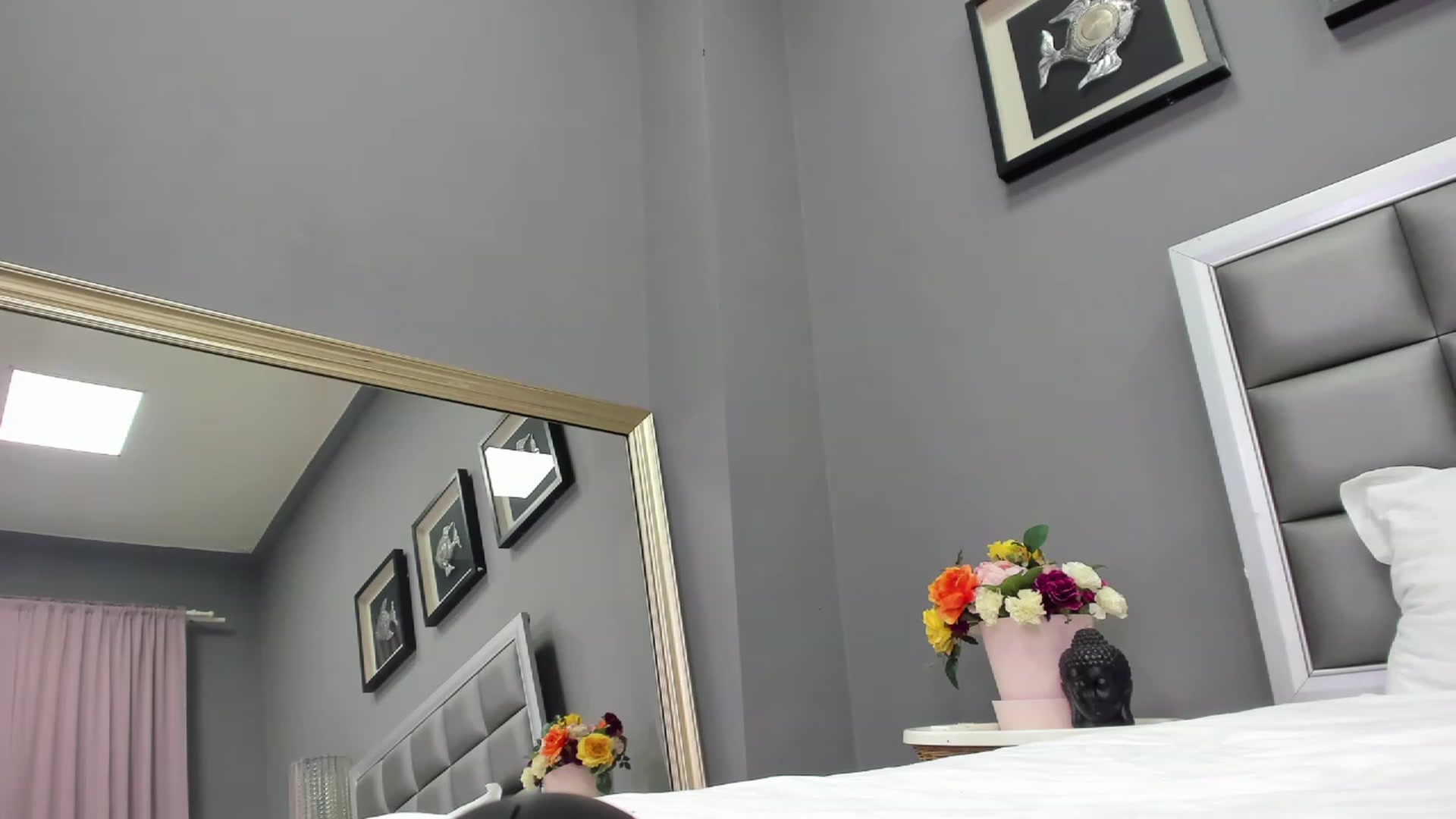Gallery image thumbnail from ChristynaRos's myfreecams stream on, 01/31/2023, 21:54 image 15 of 20