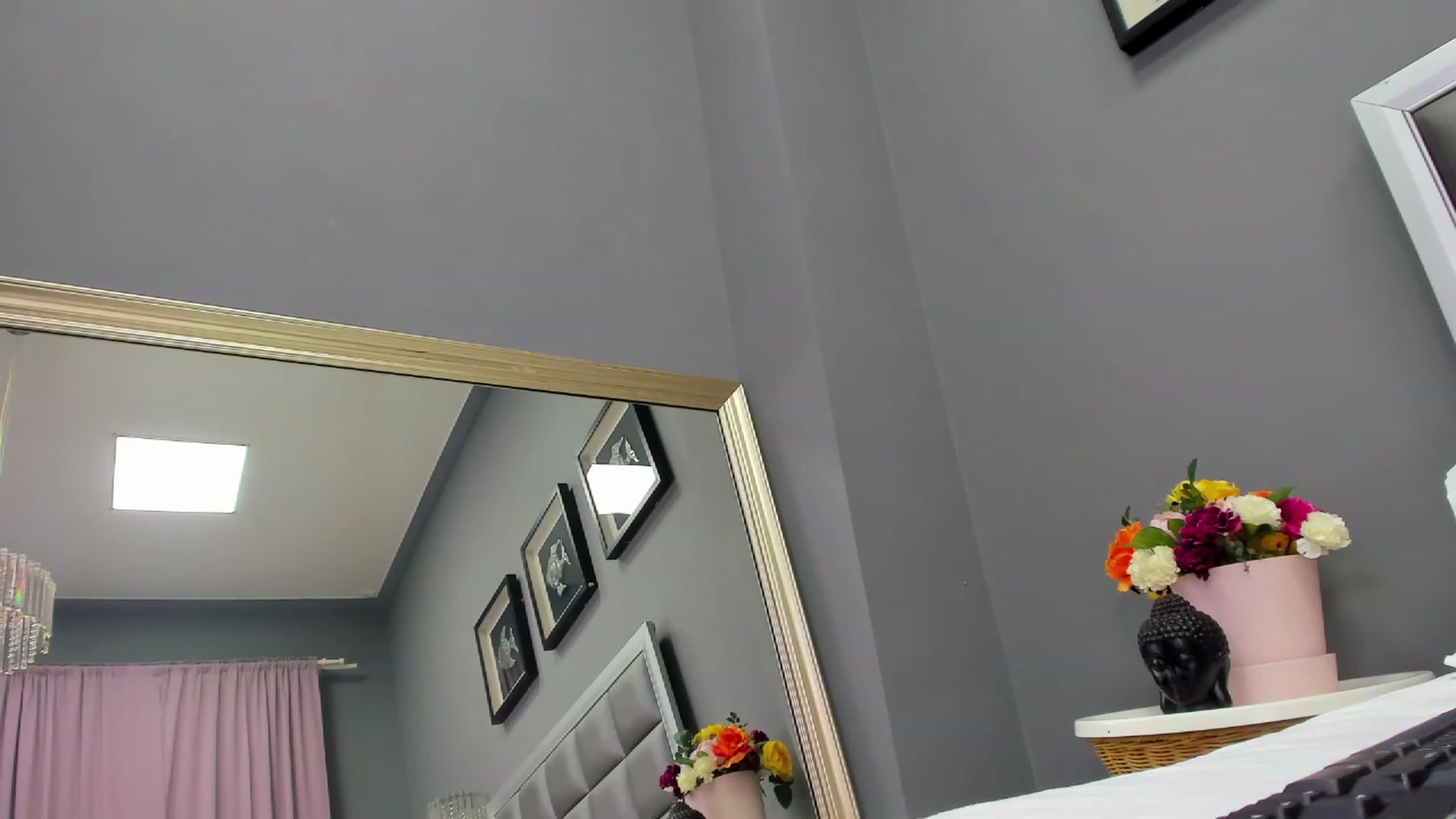 Gallery image thumbnail from ChristynaRos's myfreecams stream on, 02/10/2023, 21:44 image 18 of 20