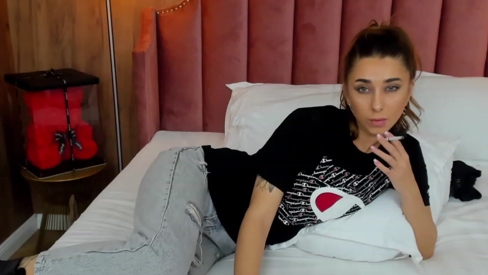 Gallery image thumbnail from ChristynaRos's myfreecams stream on, 02/25/2023, 21:51 image 17 of 20