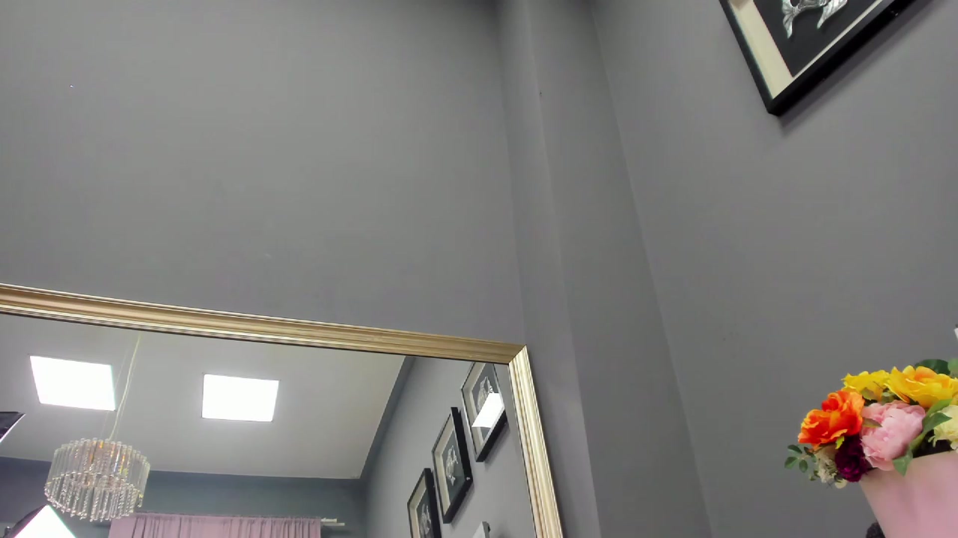 Gallery image thumbnail from ChristynaRos's myfreecams stream on, 03/09/2023, 03:37 image 18 of 20