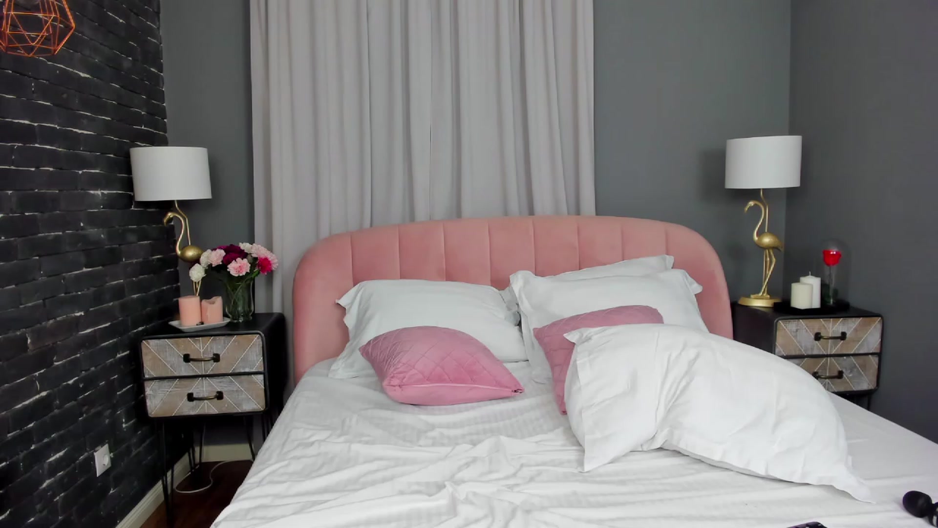 Gallery image thumbnail from ChristynaRos's myfreecams stream on, 03/31/2023, 02:31 image 4 of 20
