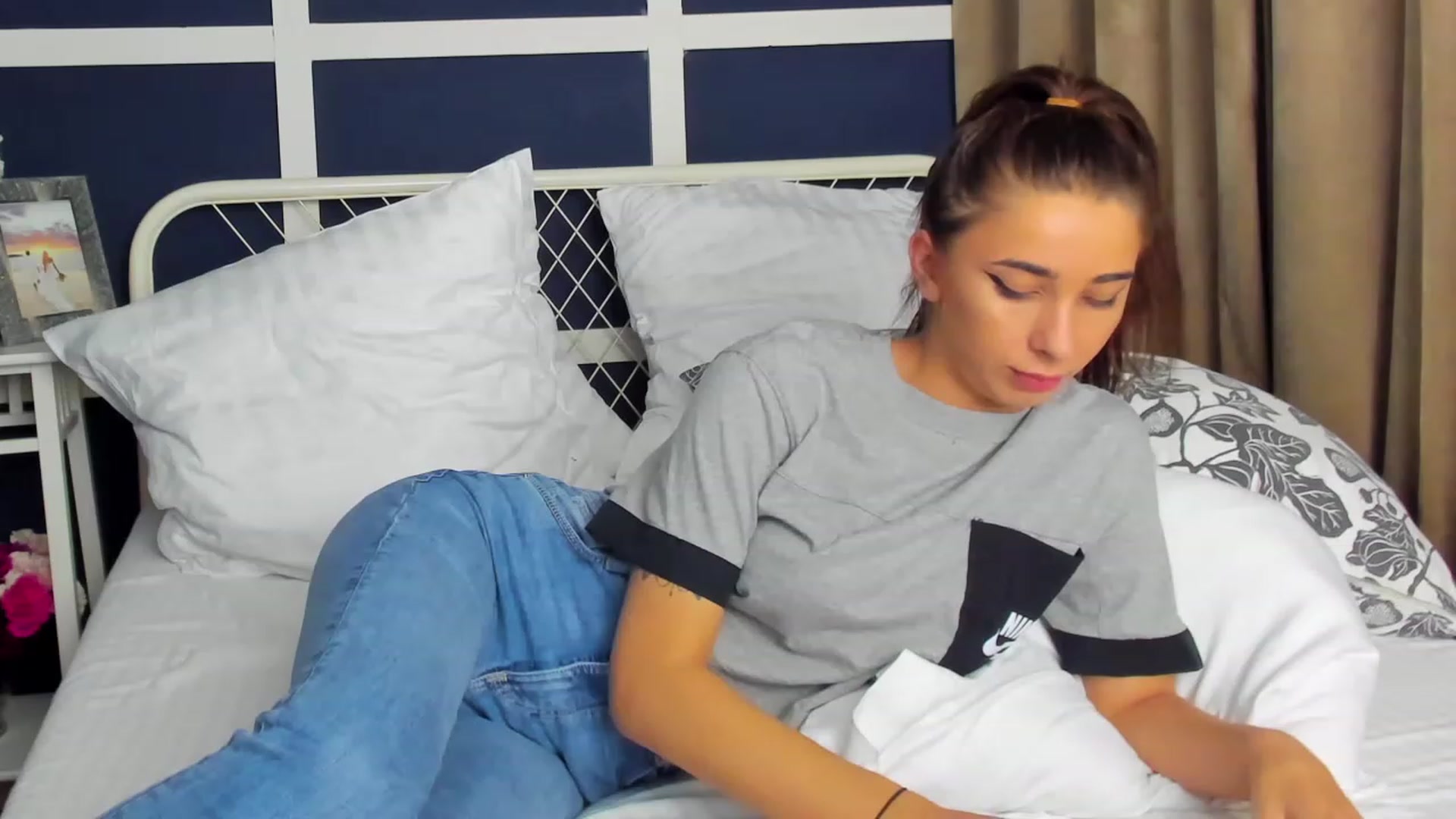 Gallery image thumbnail from ChristynaRos's myfreecams stream on, 05/22/2023, 02:33 image 20 of 20