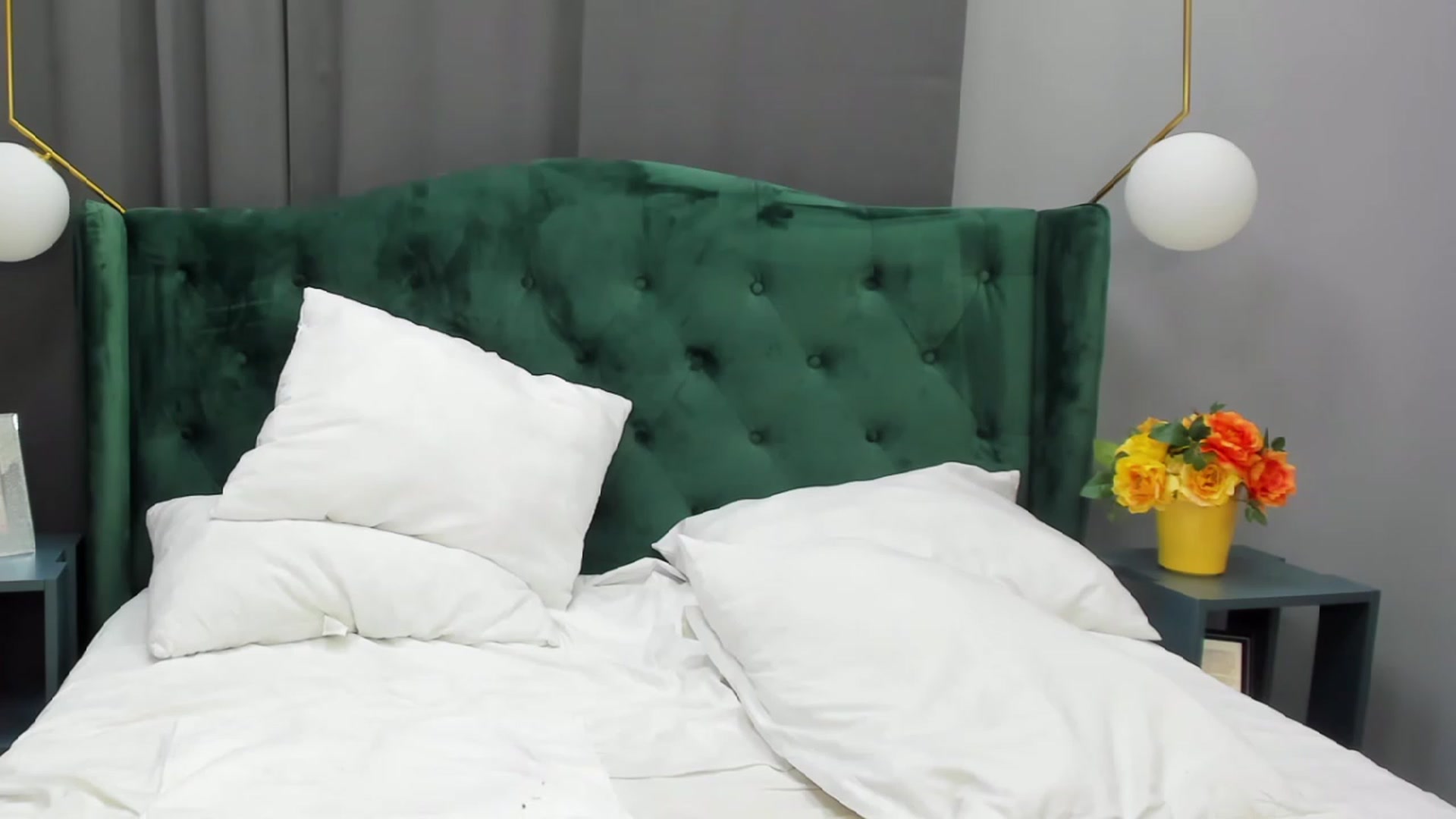 Gallery image thumbnail from ChristynaRos's myfreecams stream on, 06/05/2023, 02:26 image 12 of 20