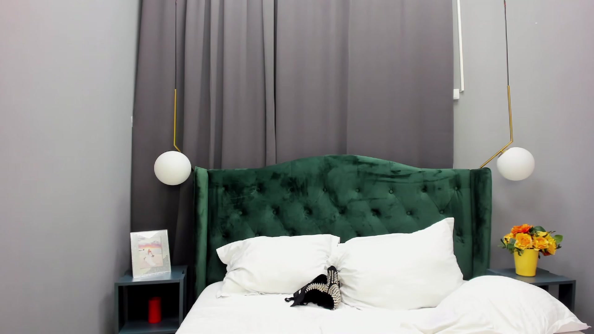 Gallery image thumbnail from ChristynaRos's myfreecams stream on, 06/14/2023, 02:33 image 20 of 20
