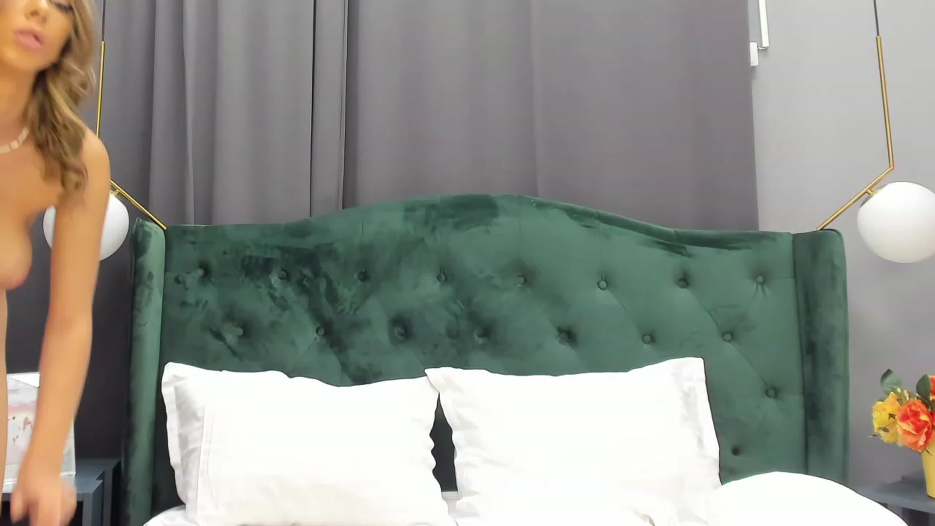 Gallery image thumbnail from ChristynaRos's myfreecams stream on, 08/02/2023, 21:57 image 18 of 20