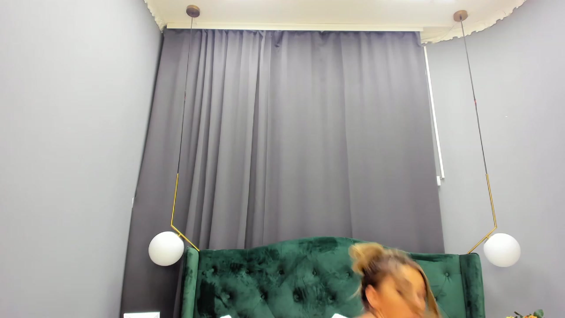 Gallery image thumbnail from ChristynaRos's myfreecams stream on, 08/05/2023, 02:33 image 12 of 20