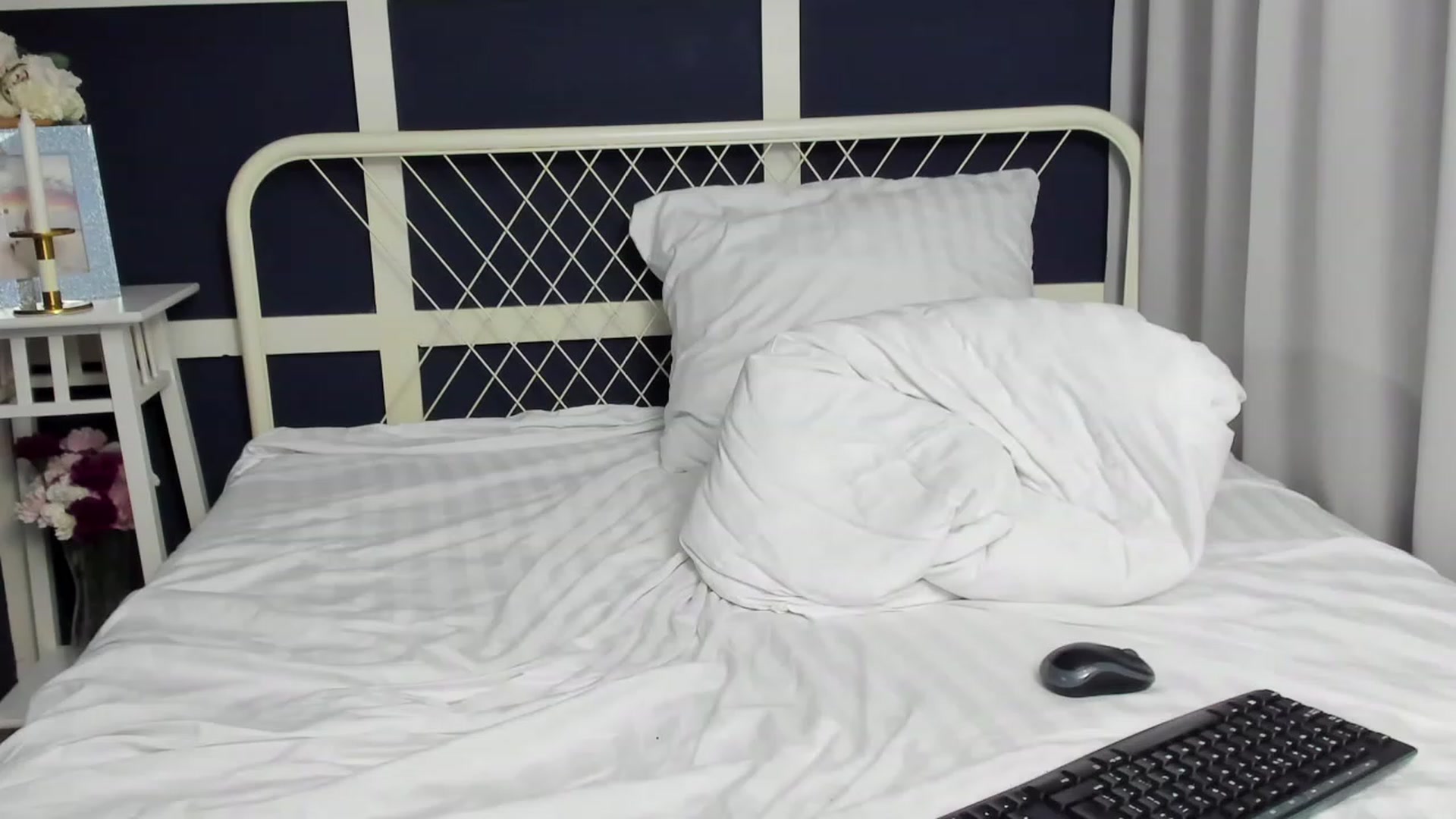 Gallery image thumbnail from ChristynaRos's myfreecams stream on, 09/23/2023, 02:06 image 6 of 20