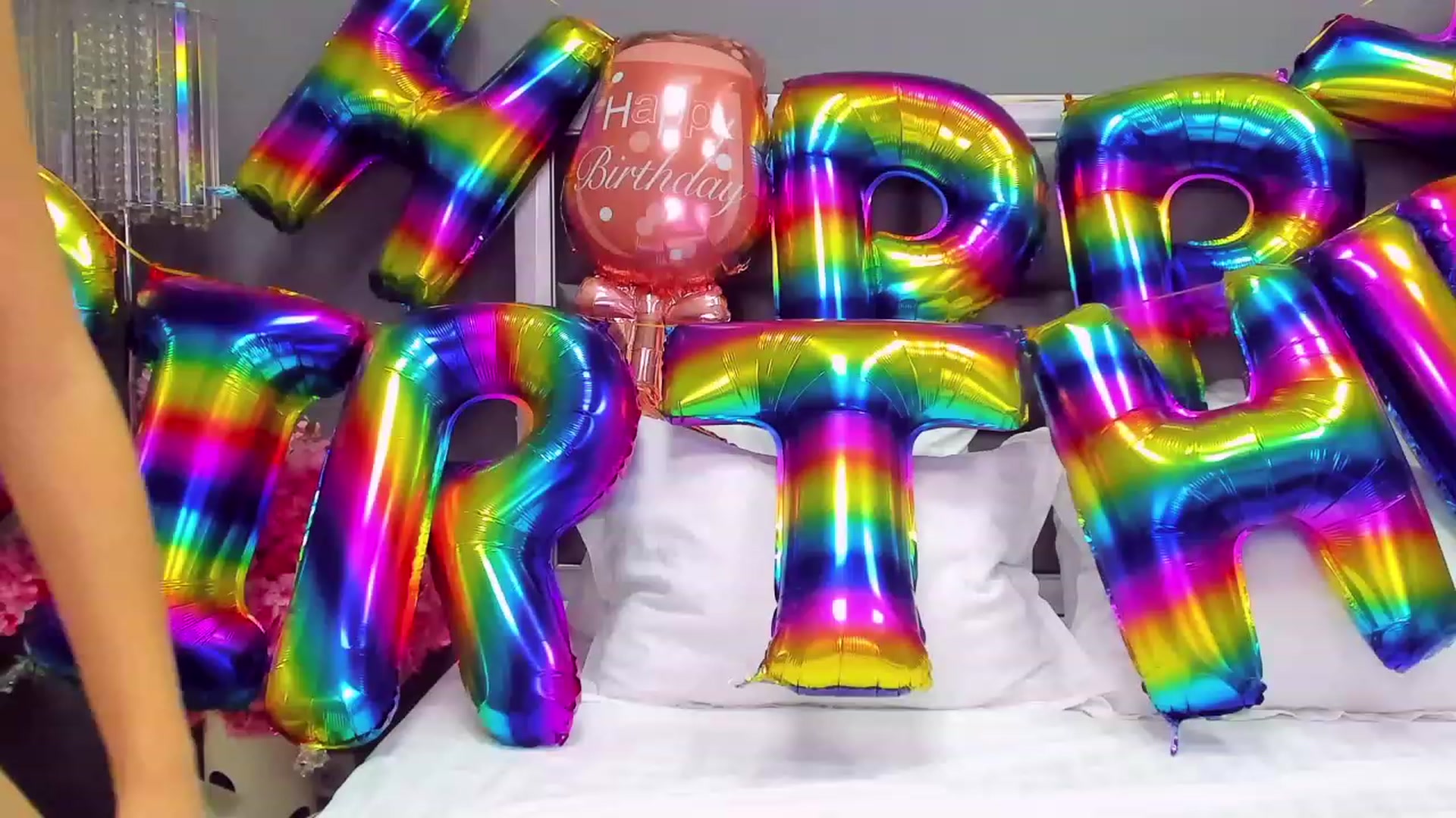Gallery image thumbnail from ChristynaRos's myfreecams stream on, 10/25/2023, 23:17 image 2 of 20