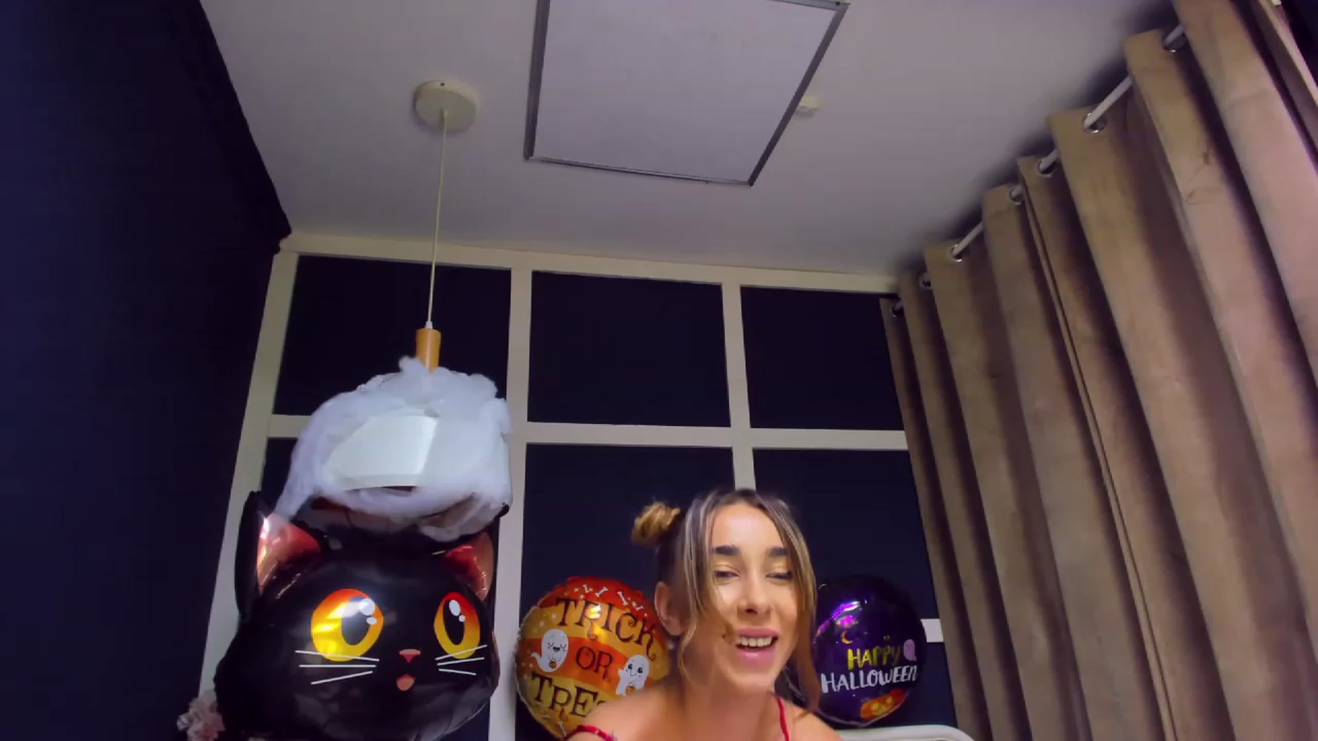 Gallery image thumbnail from ChristynaRos's myfreecams stream on, 11/04/2023, 24:27 image 13 of 20
