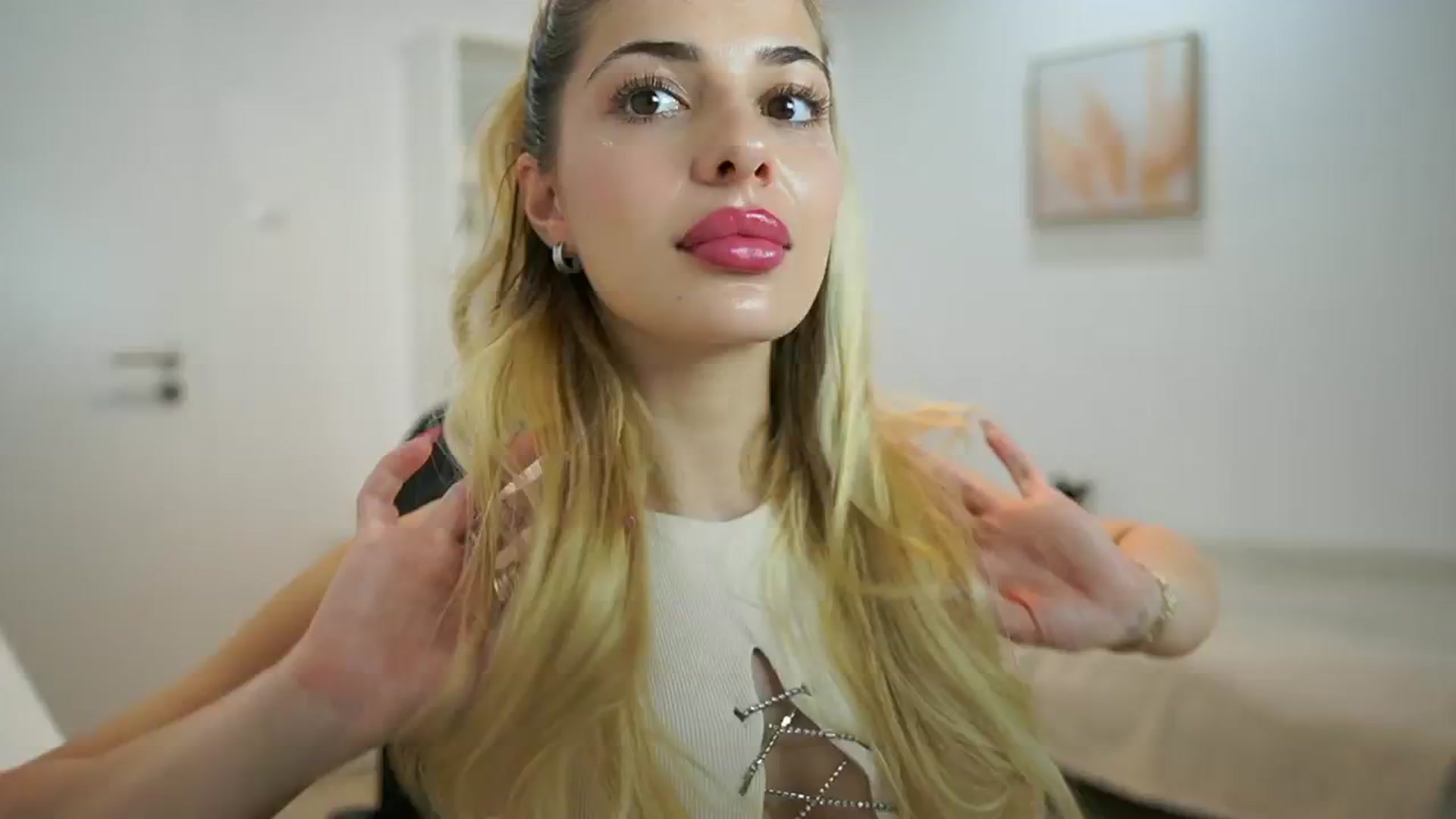 Gallery image thumbnail from Chroniclove69's myfreecams stream on, 01/09/2025, 15:36 image 12 of 20