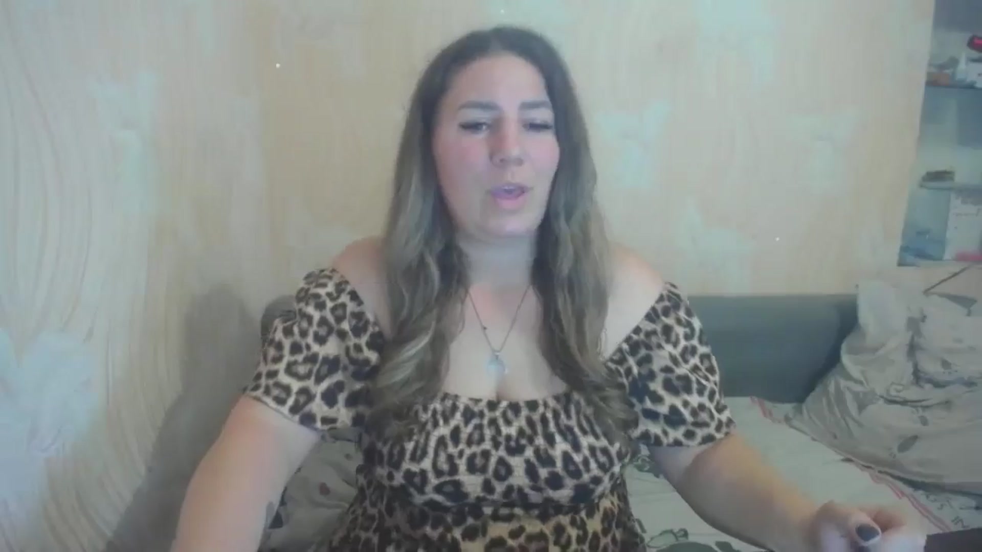 Gallery image thumbnail from ChrystalBella's myfreecams stream on, 12/06/2025, 11:55 image 20 of 20