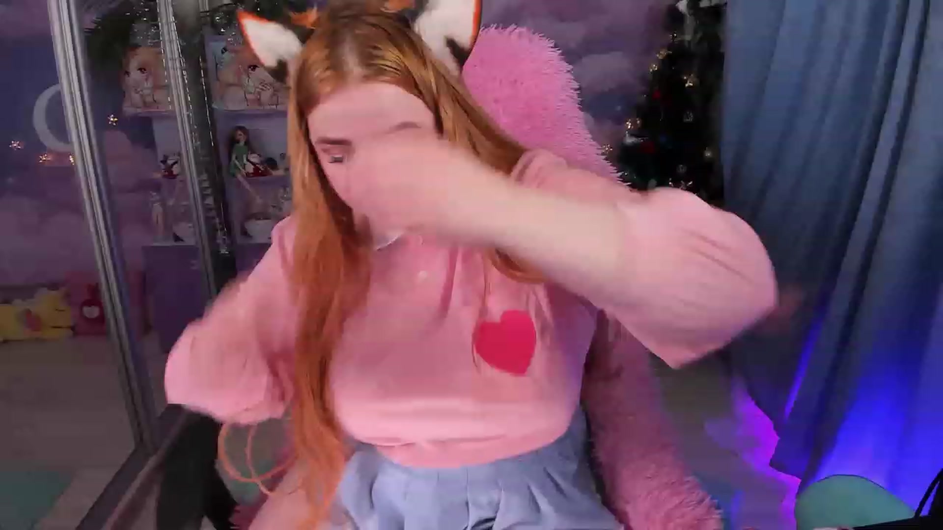Gallery image thumbnail from Chubby_cake's myfreecams stream on, 11/28/2022, 07:36 image 17 of 20