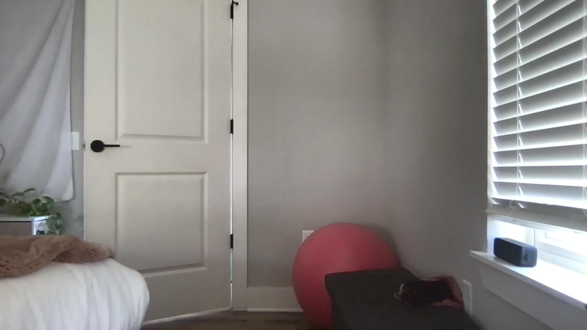 Gallery image thumbnail from Churchgirl888's myfreecams stream on, 08/18/2025, 14:48 image 10 of 20