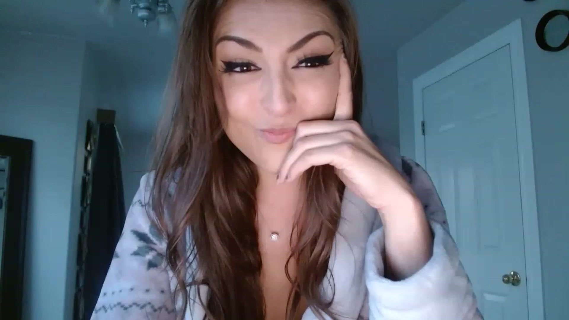 Gallery image thumbnail from Ciarra's myfreecams stream on, 05/02/2023, 03:47 image 14 of 20