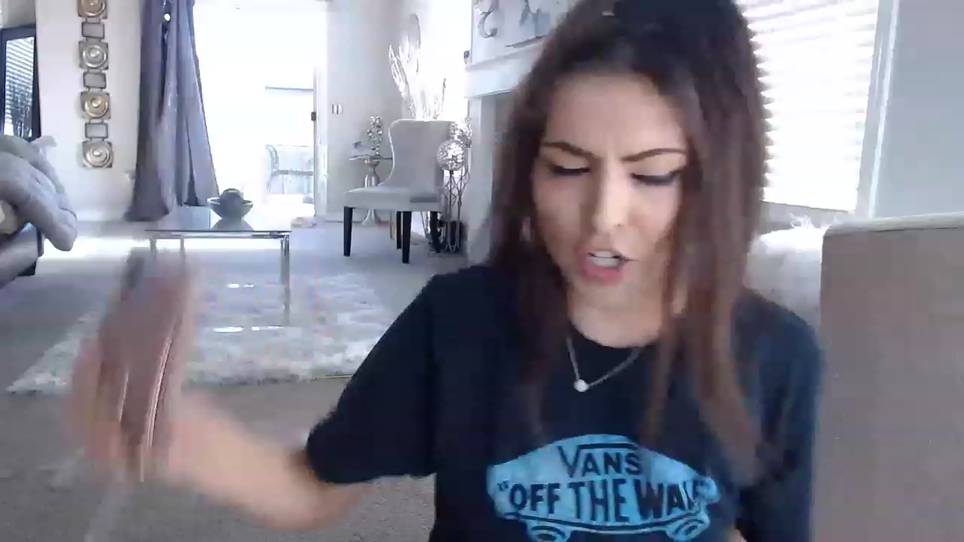 Gallery image thumbnail from Ciarra's myfreecams stream on, 05/08/2023, 24:58 image 2 of 20