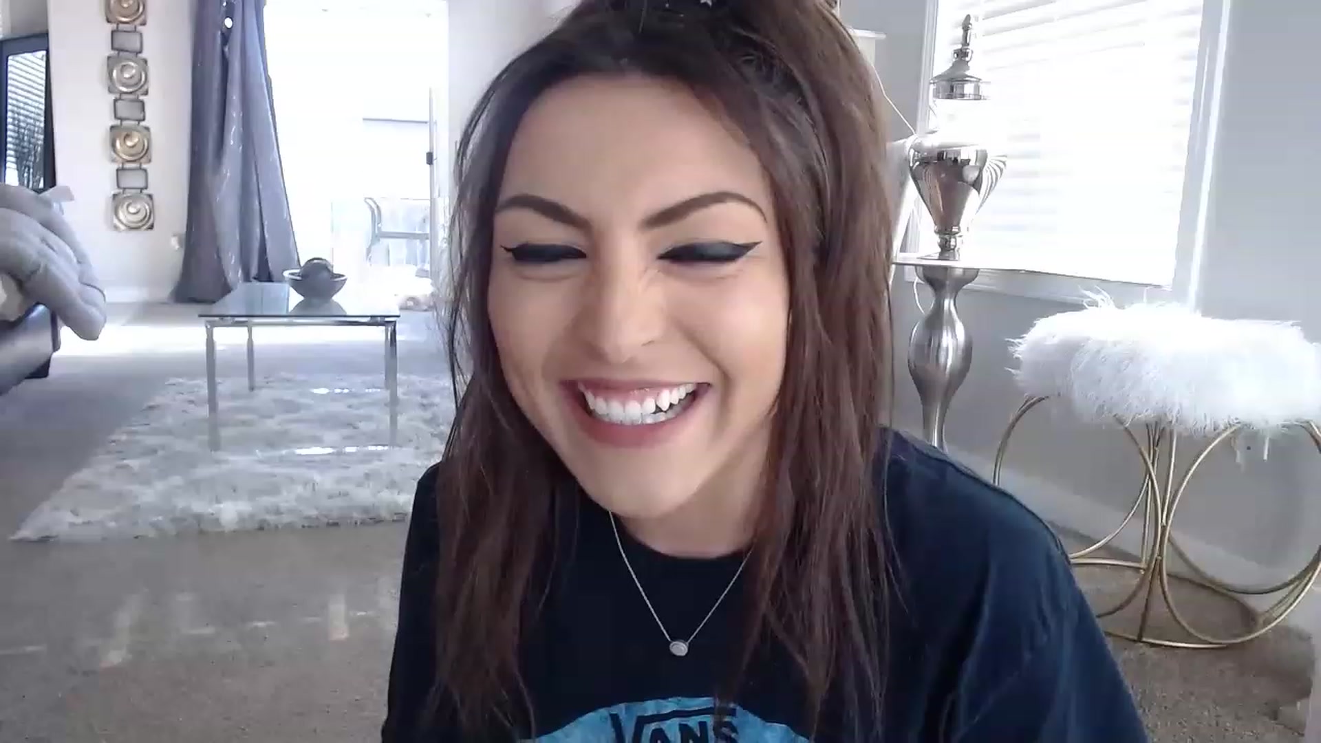 Gallery image thumbnail from Ciarra's myfreecams stream on, 05/08/2023, 24:58 image 1 of 20