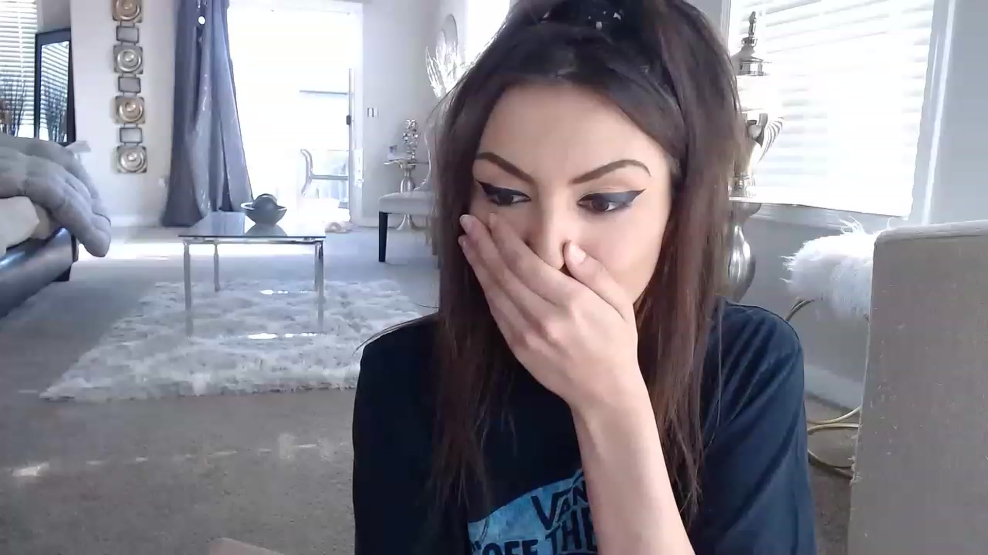 Gallery image thumbnail from Ciarra's myfreecams stream on, 05/08/2023, 24:58 image 6 of 20