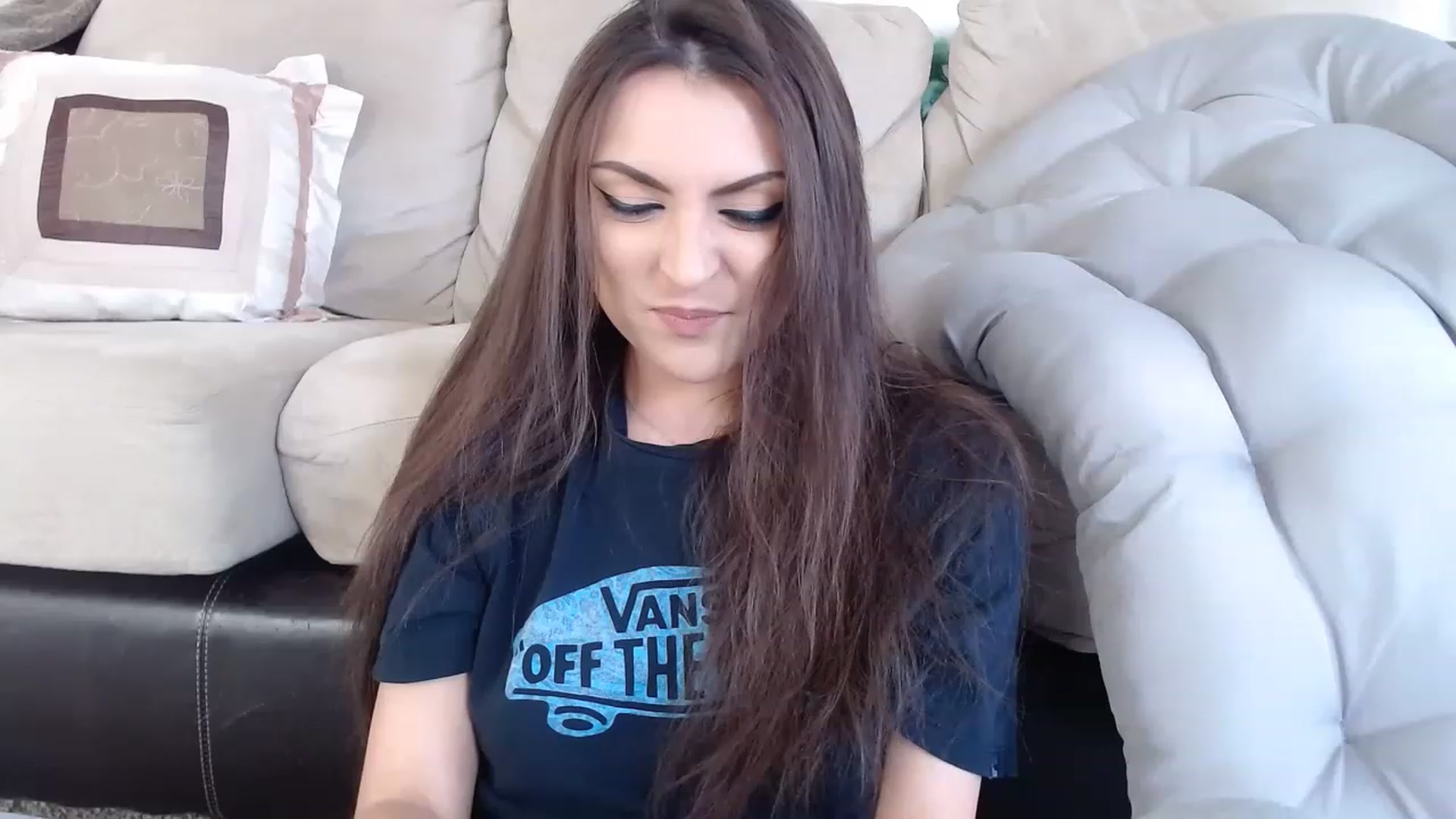 Gallery image thumbnail from Ciarra's myfreecams stream on, 05/08/2023, 24:58 image 18 of 20