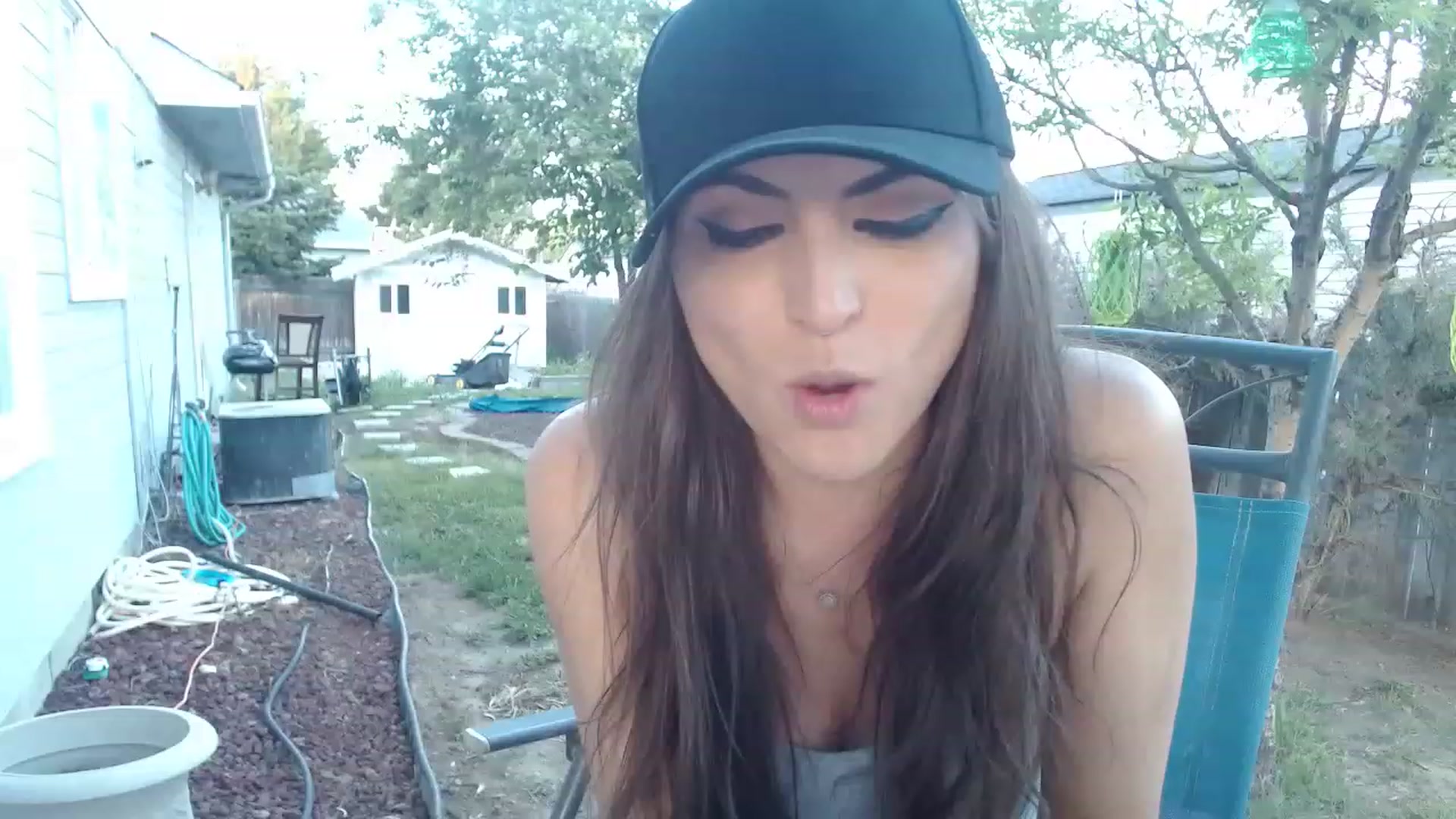 Gallery image thumbnail from Ciarra's myfreecams stream on, 05/13/2023, 03:02 image 19 of 20
