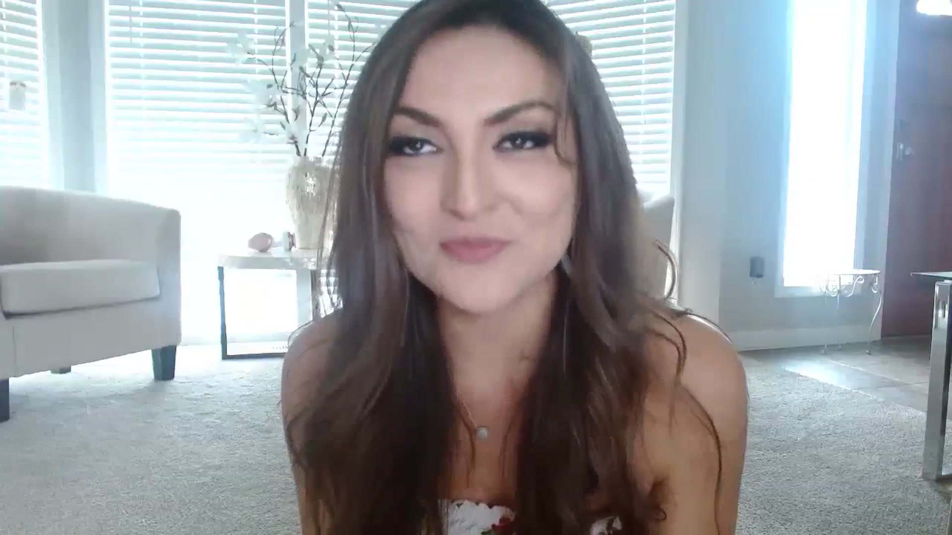 Gallery image thumbnail from Ciarra's myfreecams stream on, 08/17/2023, 23:17 image 9 of 20