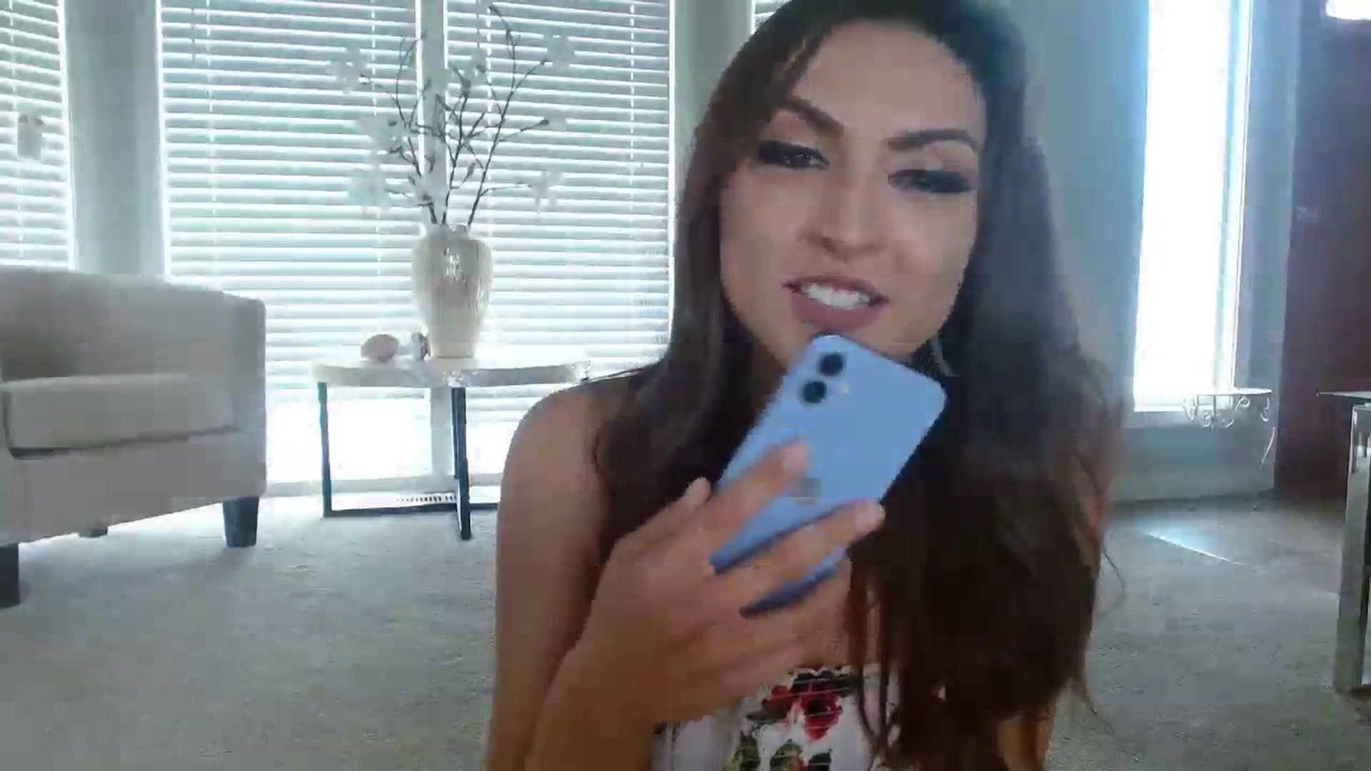 Gallery image thumbnail from Ciarra's myfreecams stream on, 08/17/2023, 23:17 image 12 of 20