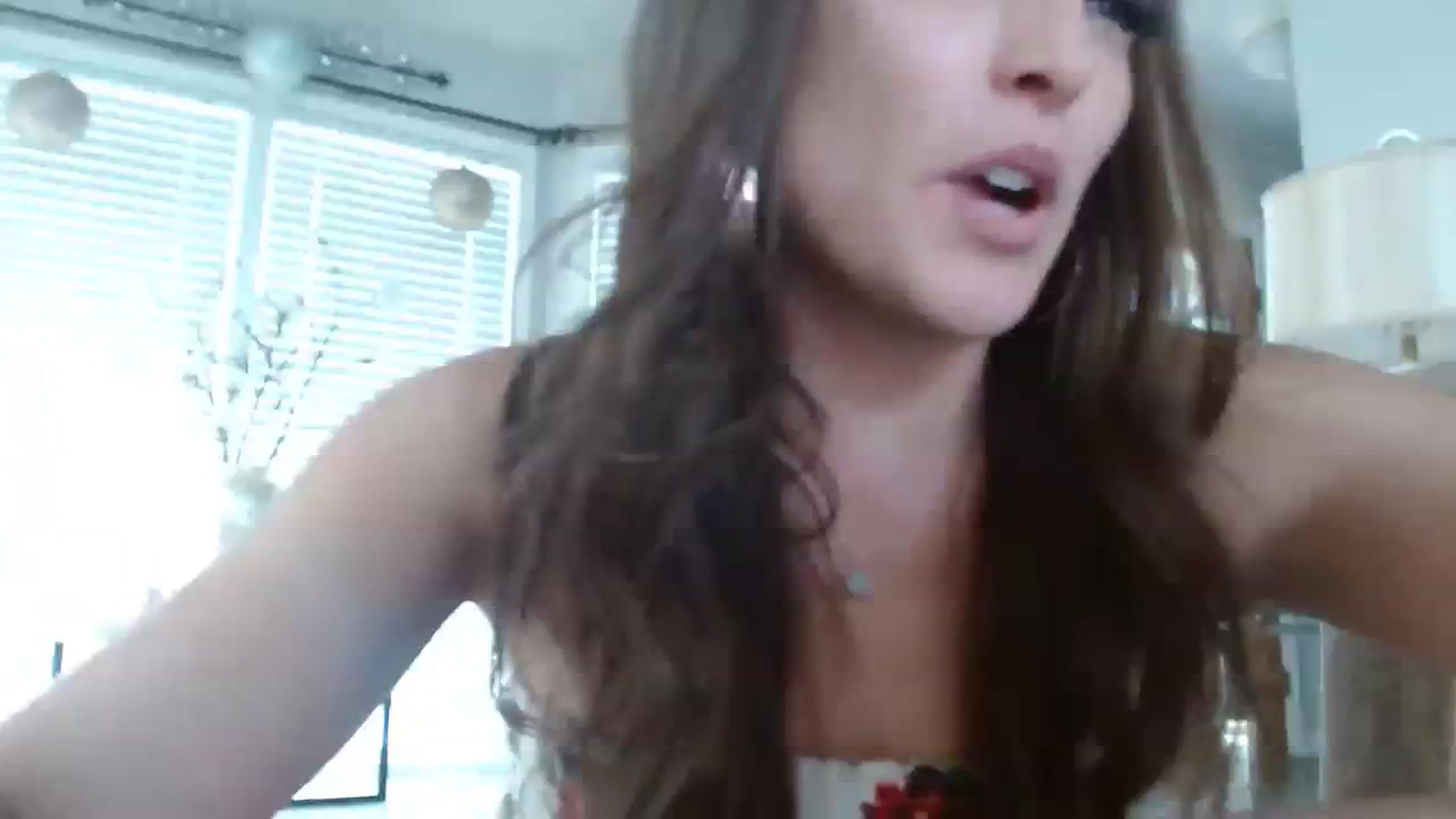 Gallery image thumbnail from Ciarra's myfreecams stream on, 08/18/2023, 02:03 image 1 of 20