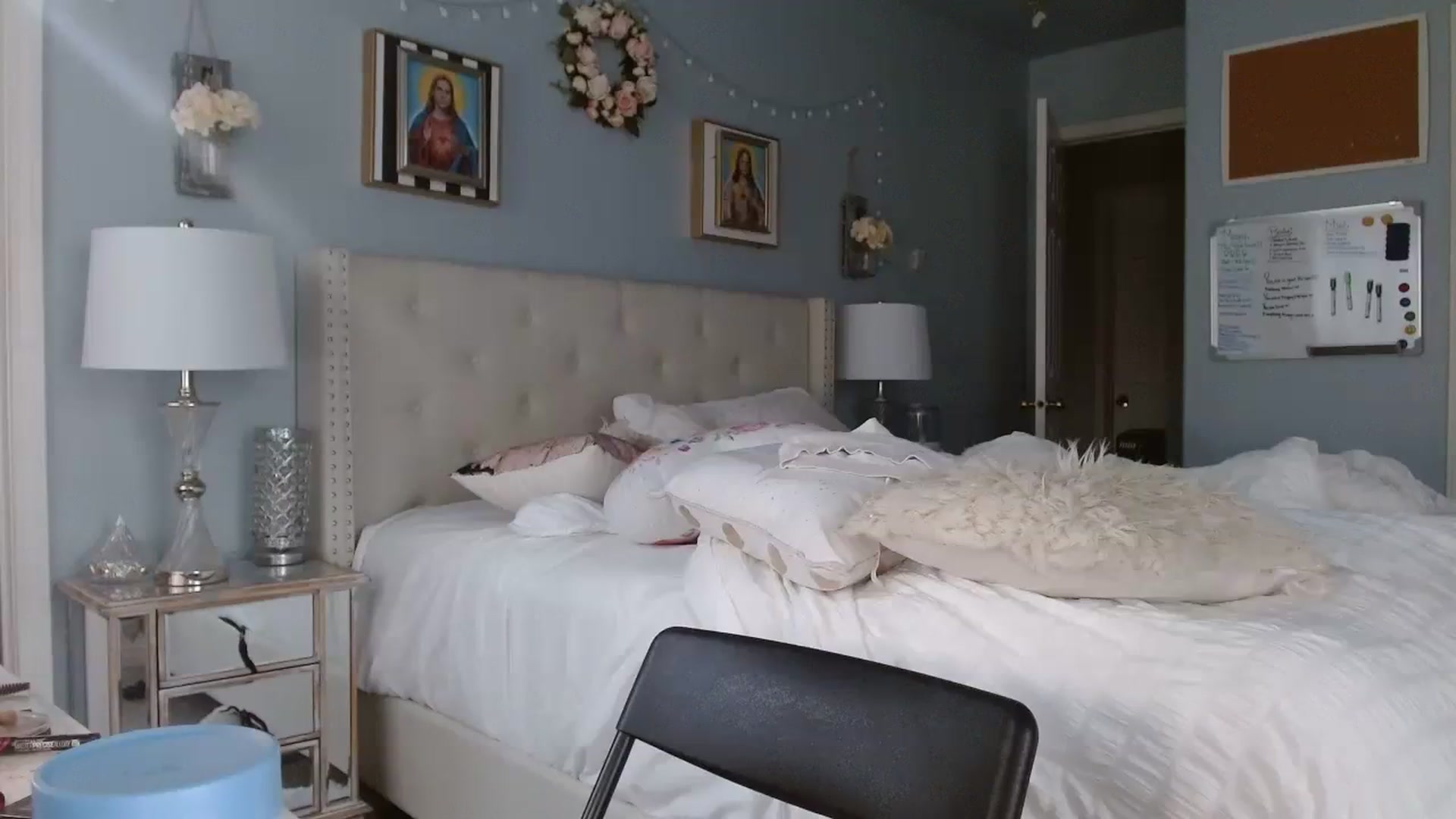 Gallery image thumbnail from Ciarra's myfreecams stream on, 08/18/2023, 02:03 image 12 of 20