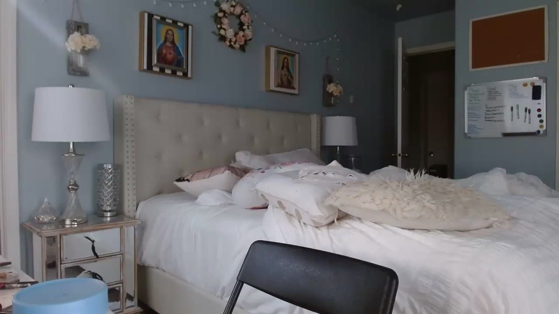 Gallery image thumbnail from Ciarra's myfreecams stream on, 08/18/2023, 02:03 image 11 of 20
