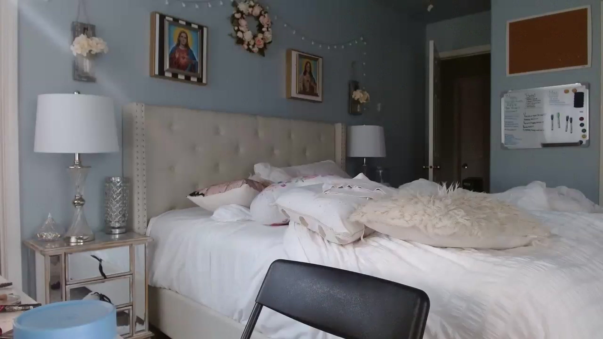Gallery image thumbnail from Ciarra's myfreecams stream on, 08/18/2023, 02:07 image 12 of 20