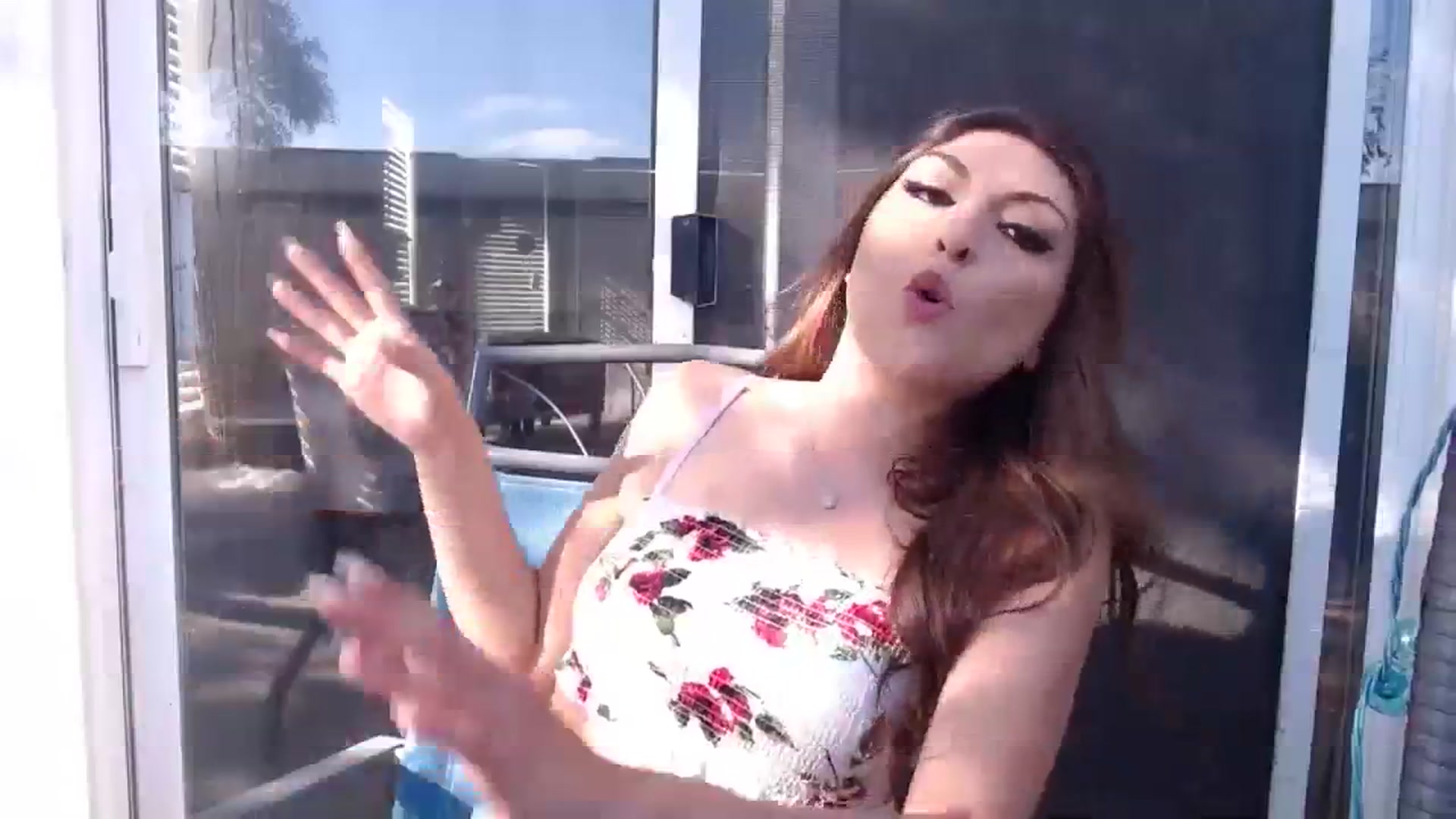 Gallery image thumbnail from Ciarra's myfreecams stream on, 09/10/2023, 24:06 image 12 of 20