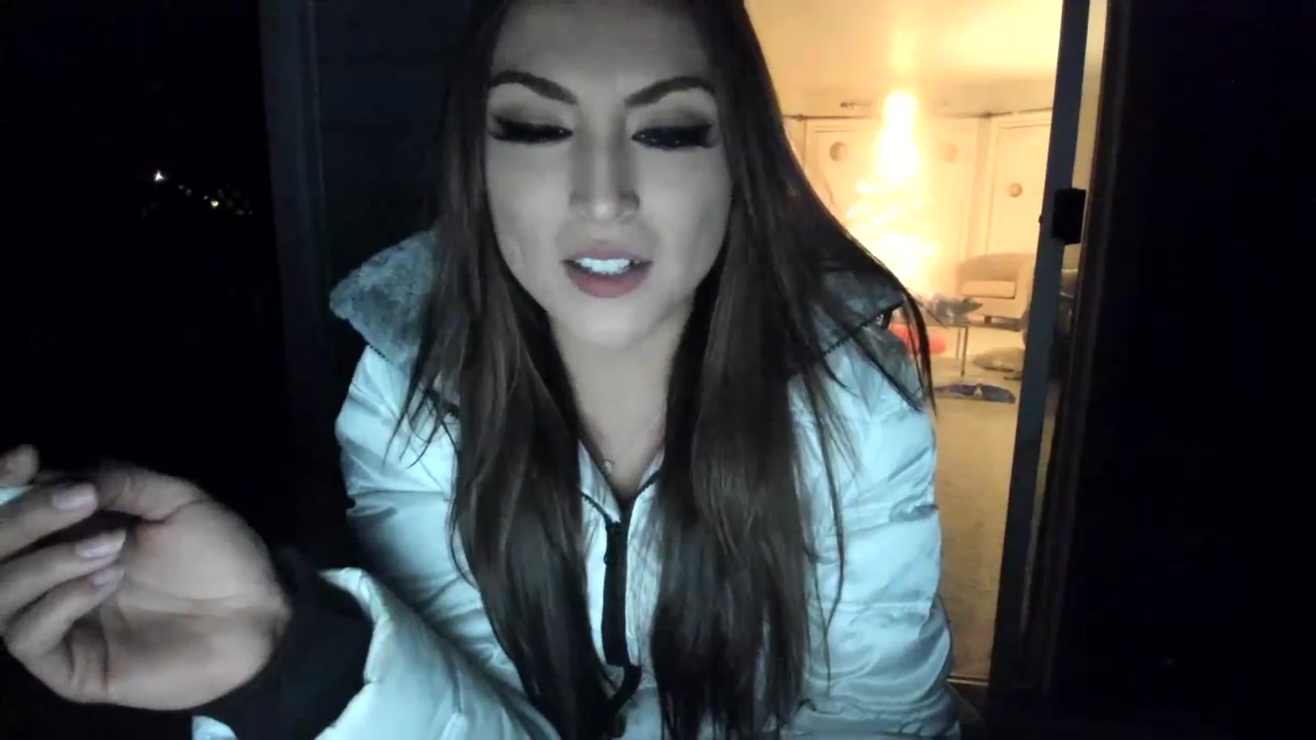 Gallery image thumbnail from Ciarra's myfreecams stream on, 11/12/2023, 08:25 image 5 of 20