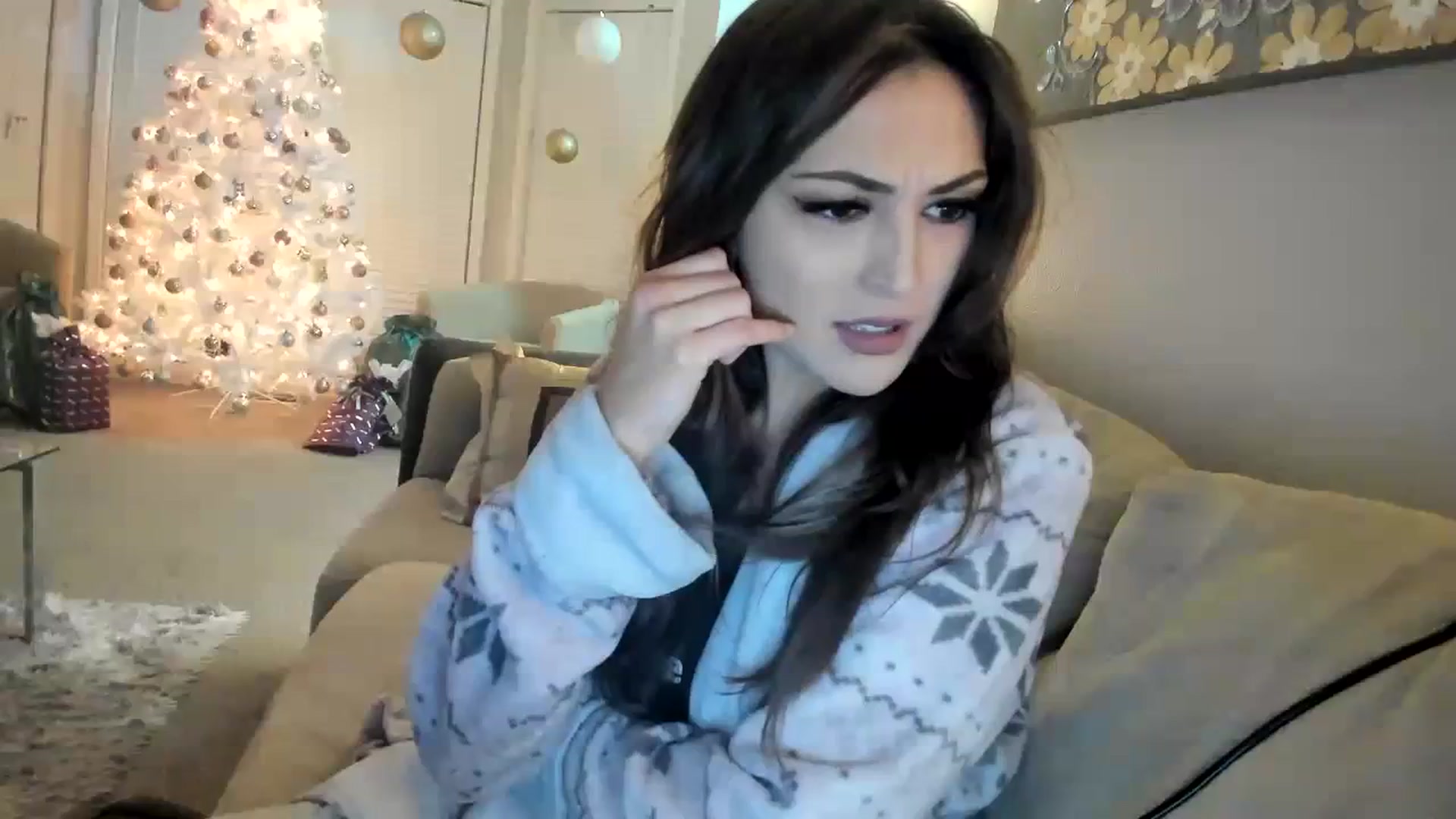 Gallery image thumbnail from Ciarra's myfreecams stream on, 11/21/2023, 04:59 image 12 of 20