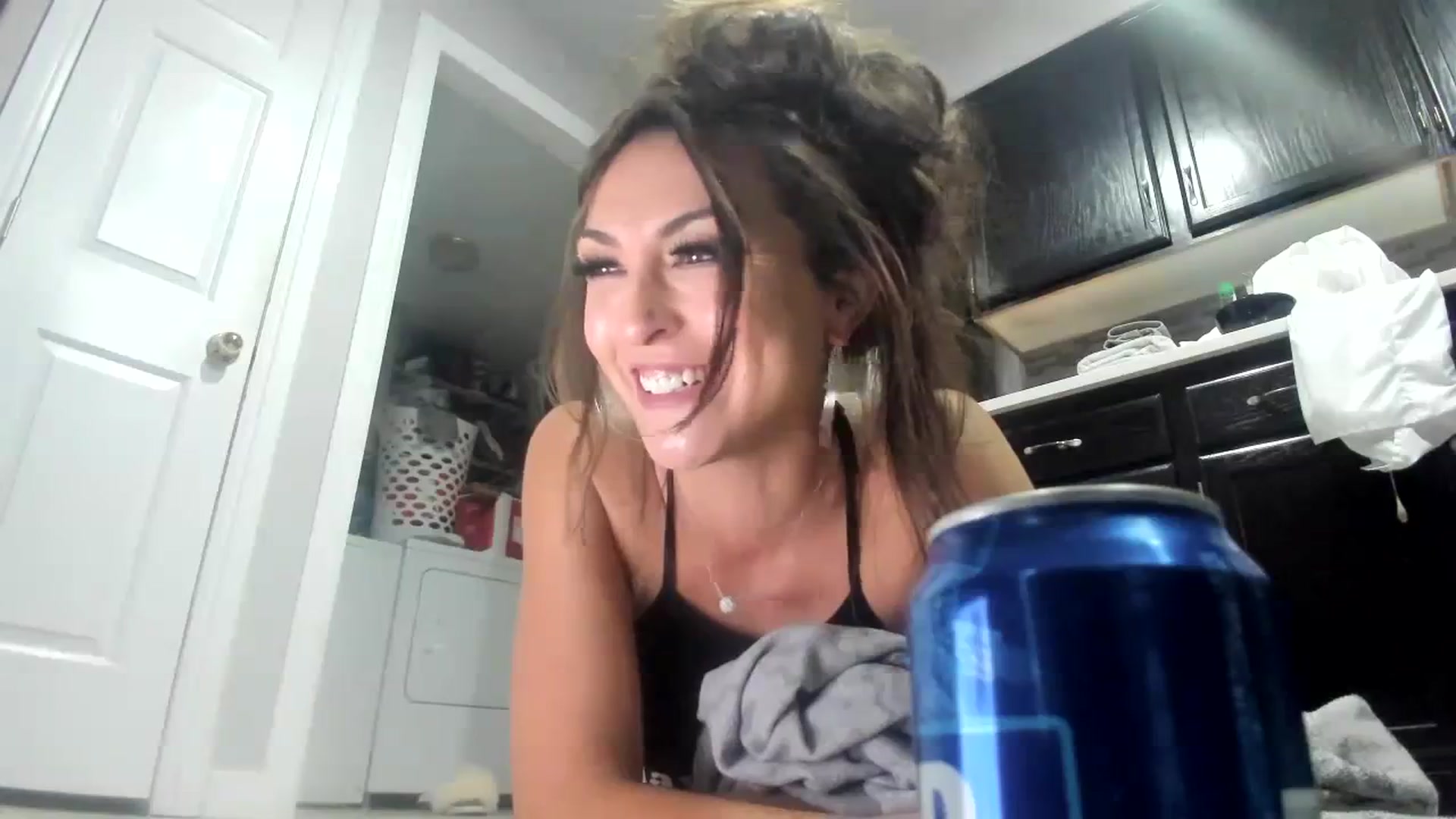 Gallery image thumbnail from Ciarra's myfreecams stream on, 11/21/2023, 09:03 image 12 of 20