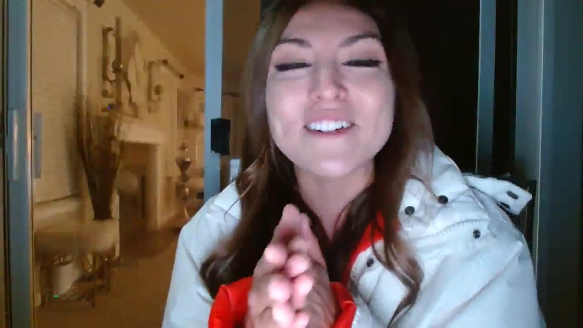 Gallery image thumbnail from Ciarra's myfreecams stream on, 04/28/2024, 07:46 image 6 of 20