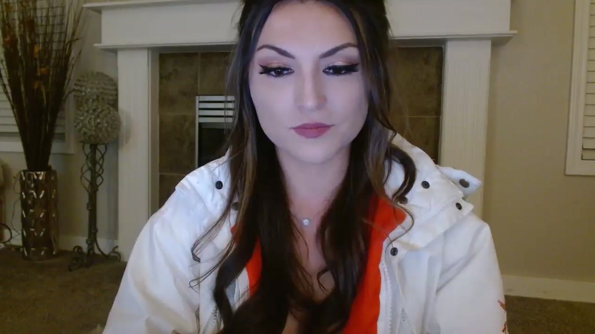 Gallery image thumbnail from Ciarra's myfreecams stream on, 05/18/2024, 07:57 image 19 of 20