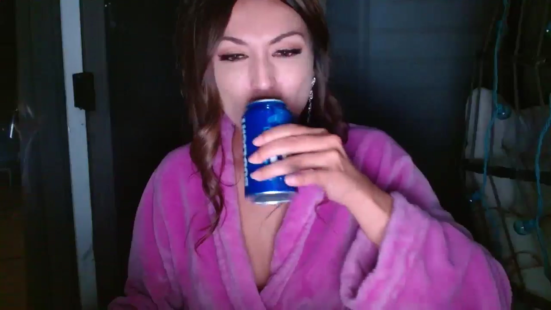 Gallery image thumbnail from Ciarra's myfreecams stream on, 05/25/2024, 05:23 image 19 of 20