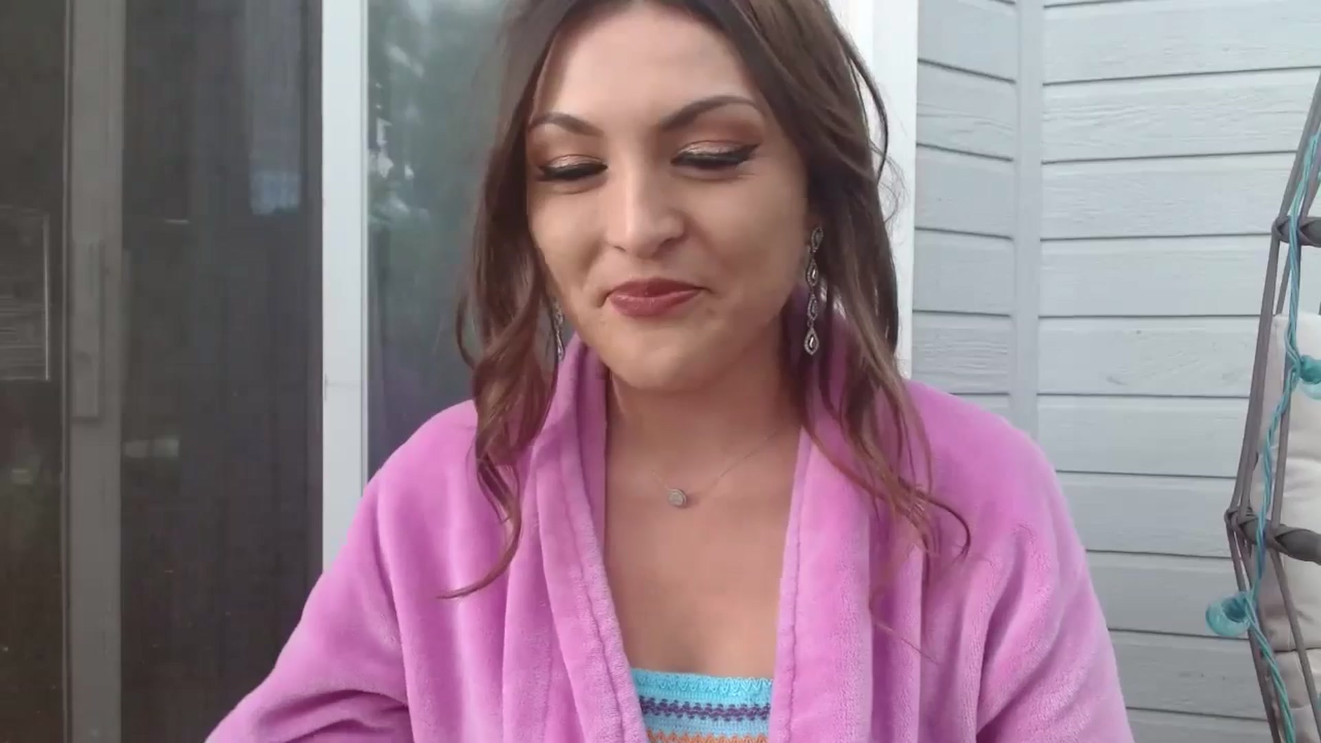 Gallery image thumbnail from Ciarra's myfreecams stream on, 05/25/2024, 05:23 image 3 of 20