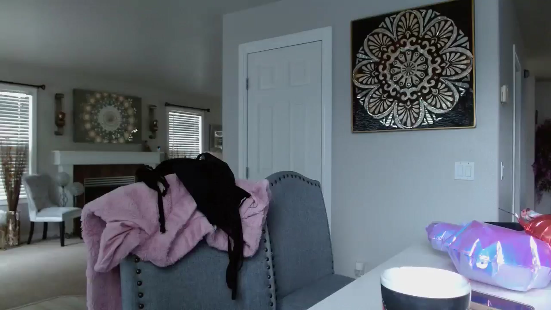 Gallery image thumbnail from Ciarra's myfreecams stream on, 05/13/2025, 24:22 image 6 of 20