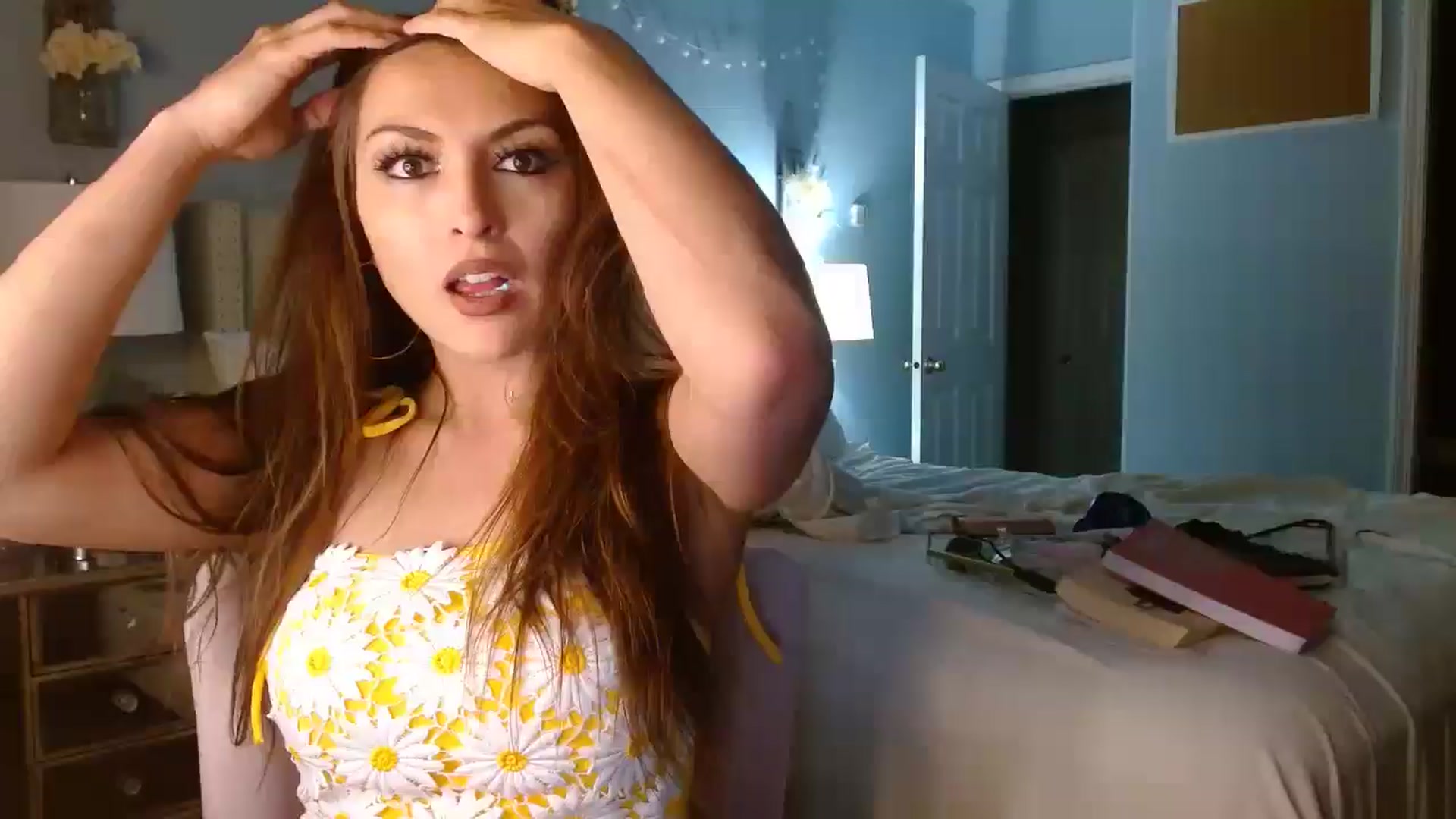 Gallery image thumbnail from Ciarra's myfreecams stream on, 05/25/2025, 04:44 image 5 of 20